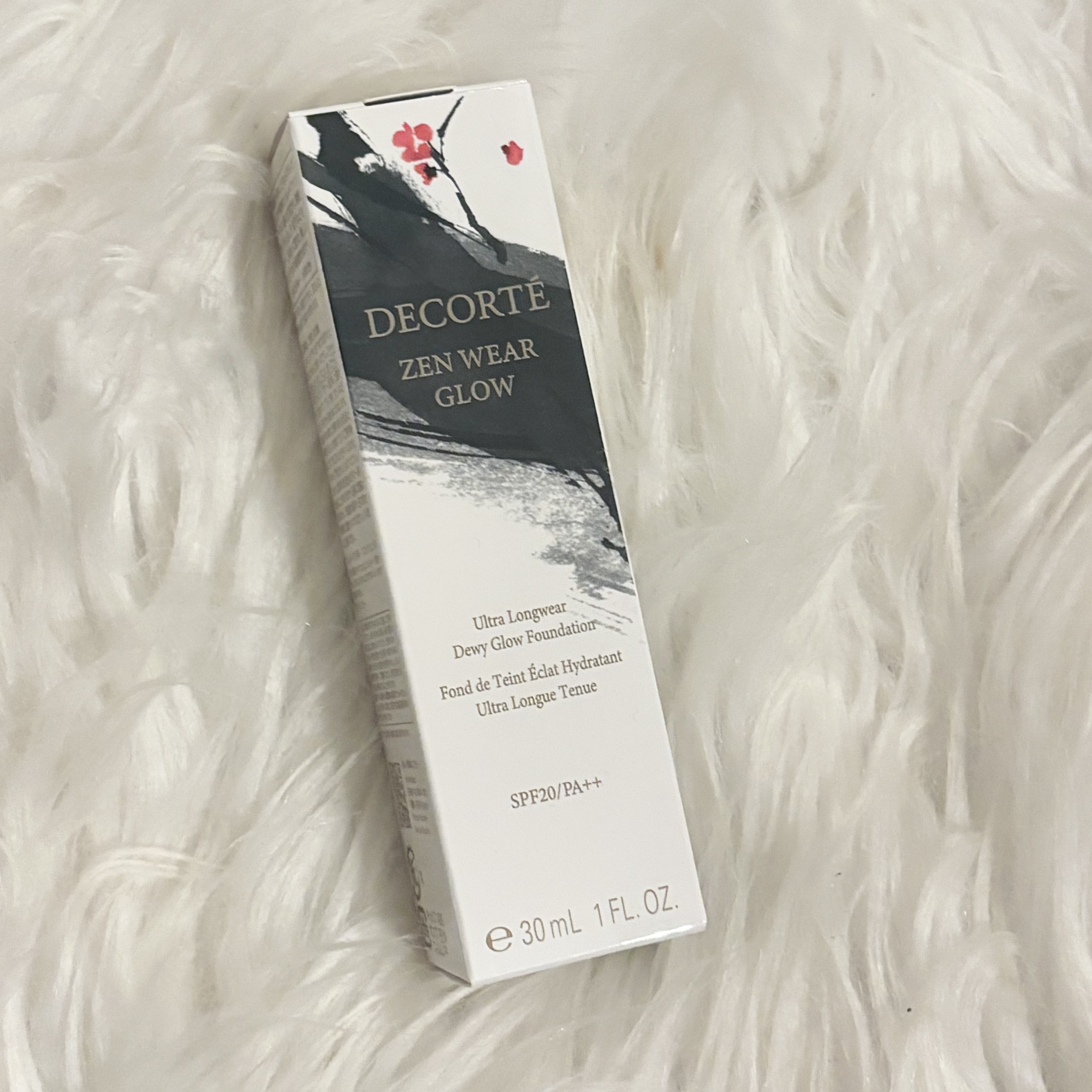 ゼン ウェア グロウ C13/DECORTÉ/リキッドファンデーションを使ったクチコミ（1枚目）