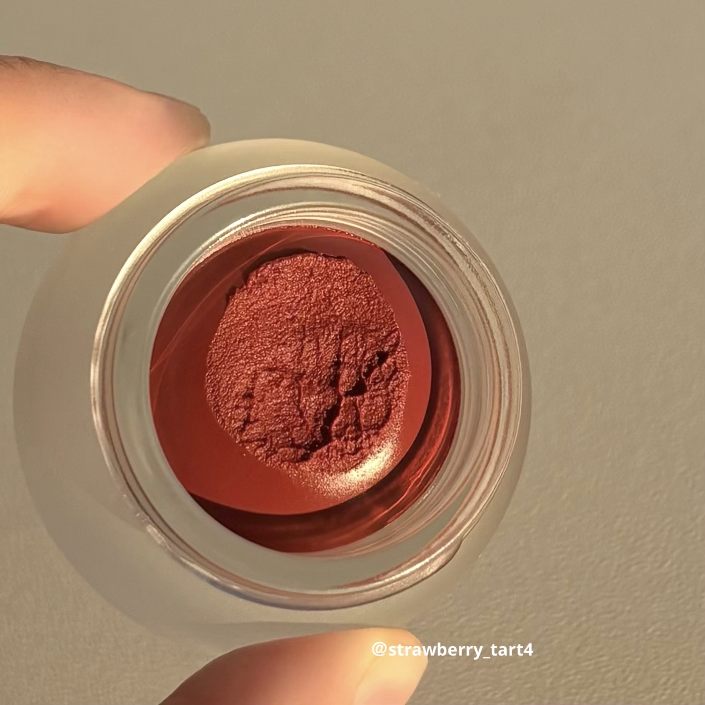 リップアンドチーク ブラーリープリンポット/fwee/口紅を使ったクチコミ（3枚目）