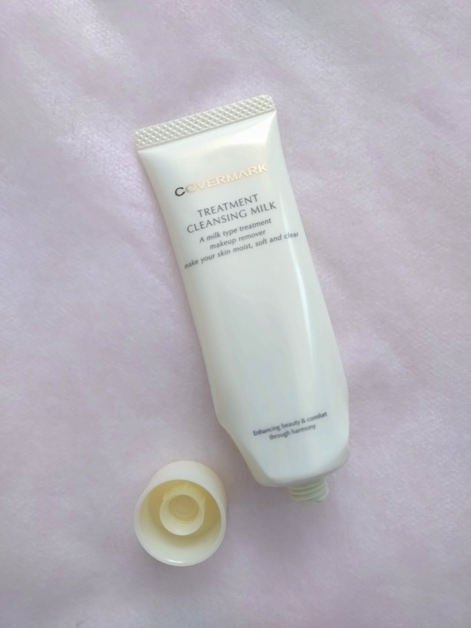 COVERMARK
トリートメント クレンジング ミルク

雑誌の付録でついてきたけど
香りとテクスチャが自分好みで
朝クレンジングに使ってました🙇‍♀

#使い切り報告
 #わたしに贈る癒し美容 