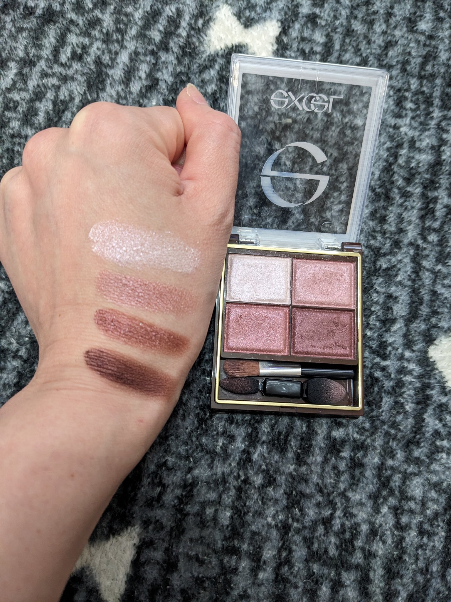 スキニーリッチシャドウ/excel/アイシャドウパレットを使ったクチコミ（1枚目）