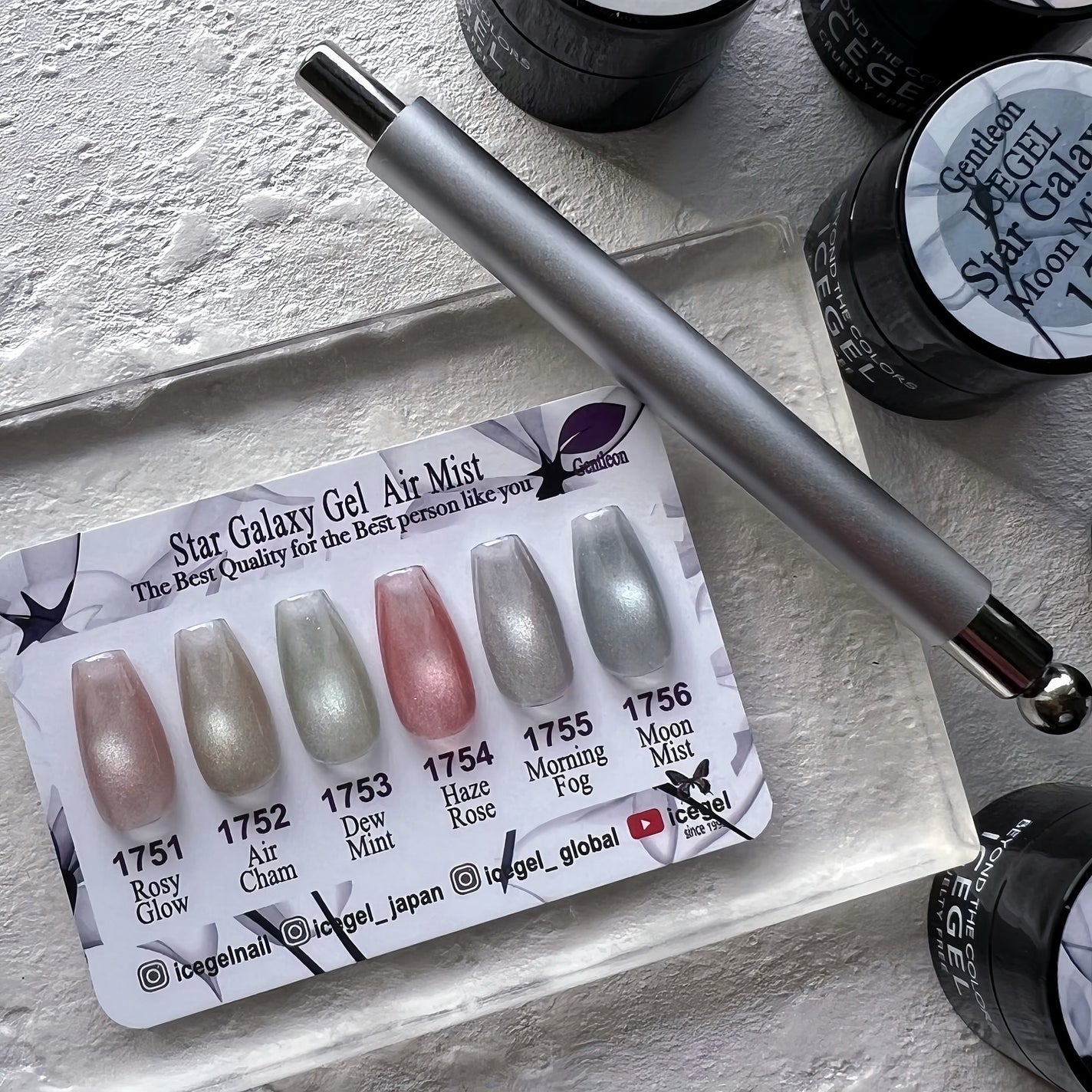 naomi on LIPS 「@icegel_japan💫STARGALAXYGEL_AIR..」(2枚目)