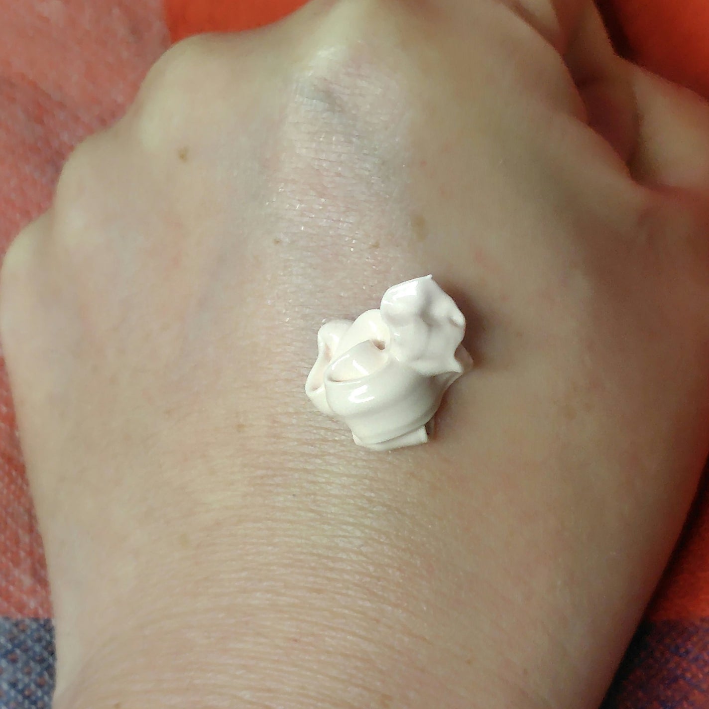 ブラックスネイルグルタチオントーンアップサン/Dr.G/日焼け止めクリームを使ったクチコミ(3枚目)