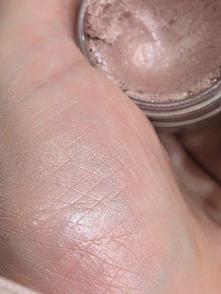 シャドーカスタマイズ/MAJOLICA MAJORCA/単色アイシャドウを使ったクチコミ(3枚目)