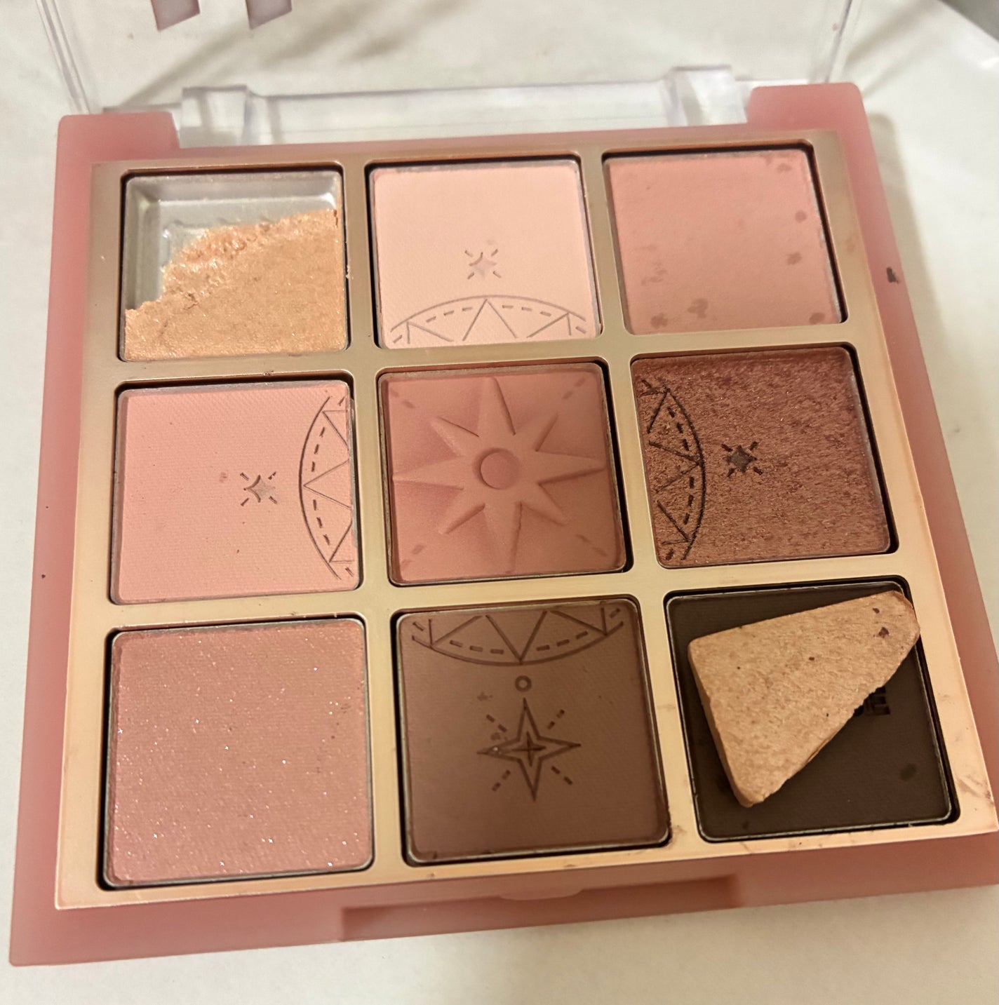 みたらし on LIPS 「⚠️ほぼ愚痴です。ごめんなさい⚠️メガ割でホリカホリカのアイシ..」(3枚目)