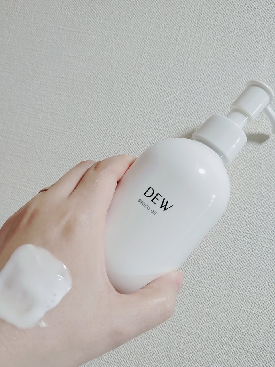 白色オイル/DEW/美容液を使ったクチコミ(1枚目)