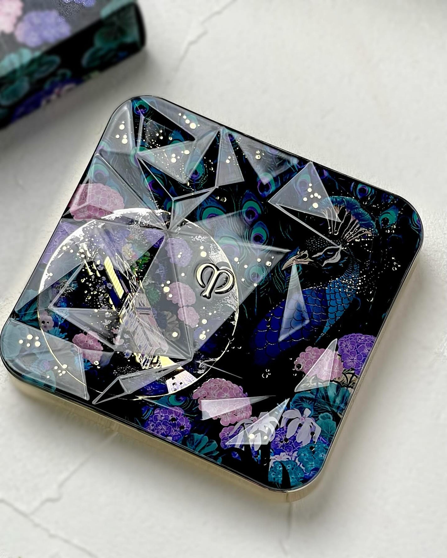 ル・レオスールデクラ /クレ・ド・ポー ボーテ/パウダーハイライトを使ったクチコミ(3枚目)