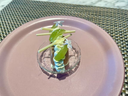 エレガンス コフレ パルボヌール/Elégance/メイクアップキットを使ったクチコミ(3枚目)