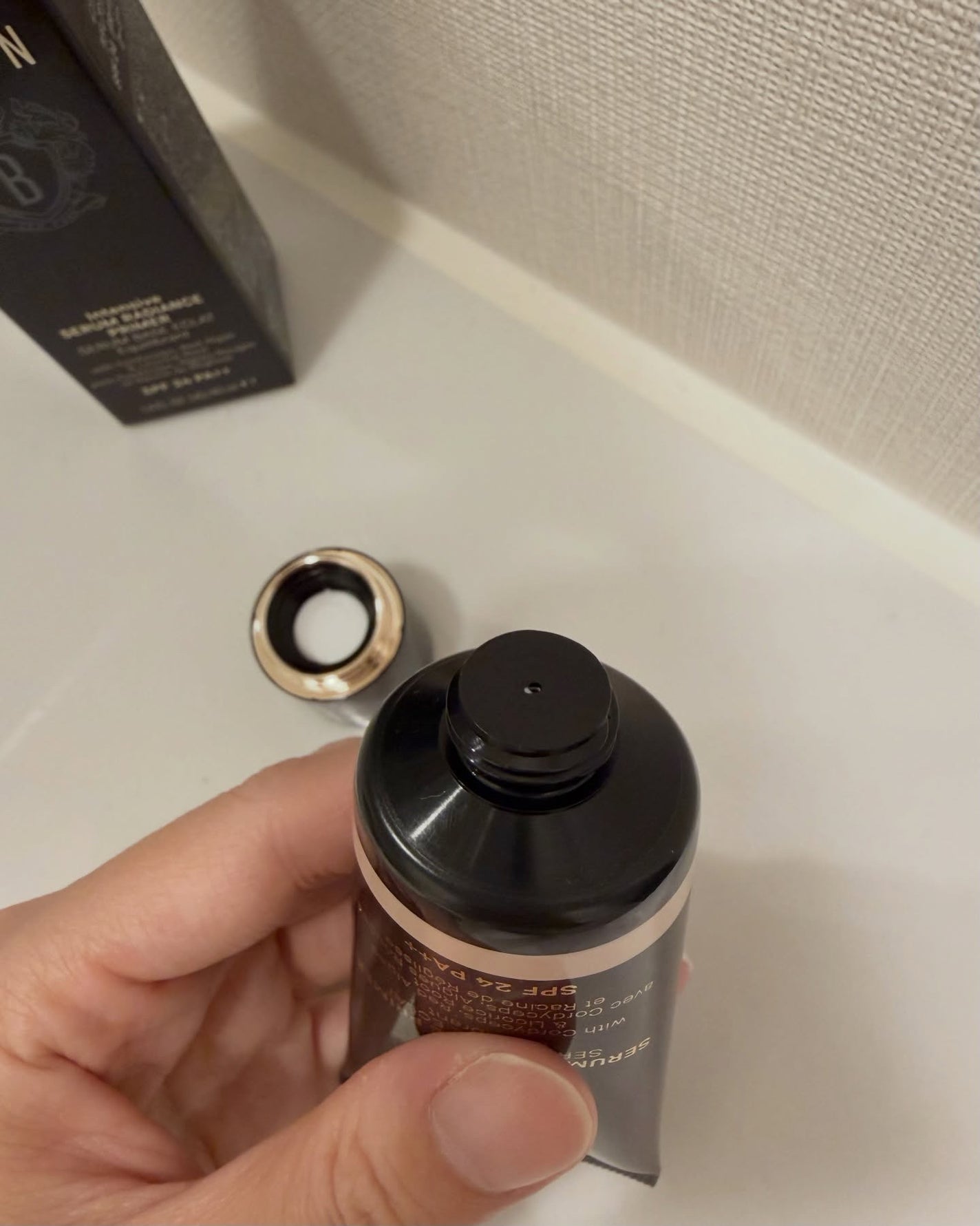 インテンシブ セラム ラディアンス プライマー/BOBBI BROWN/化粧下地を使ったクチコミ(4枚目)