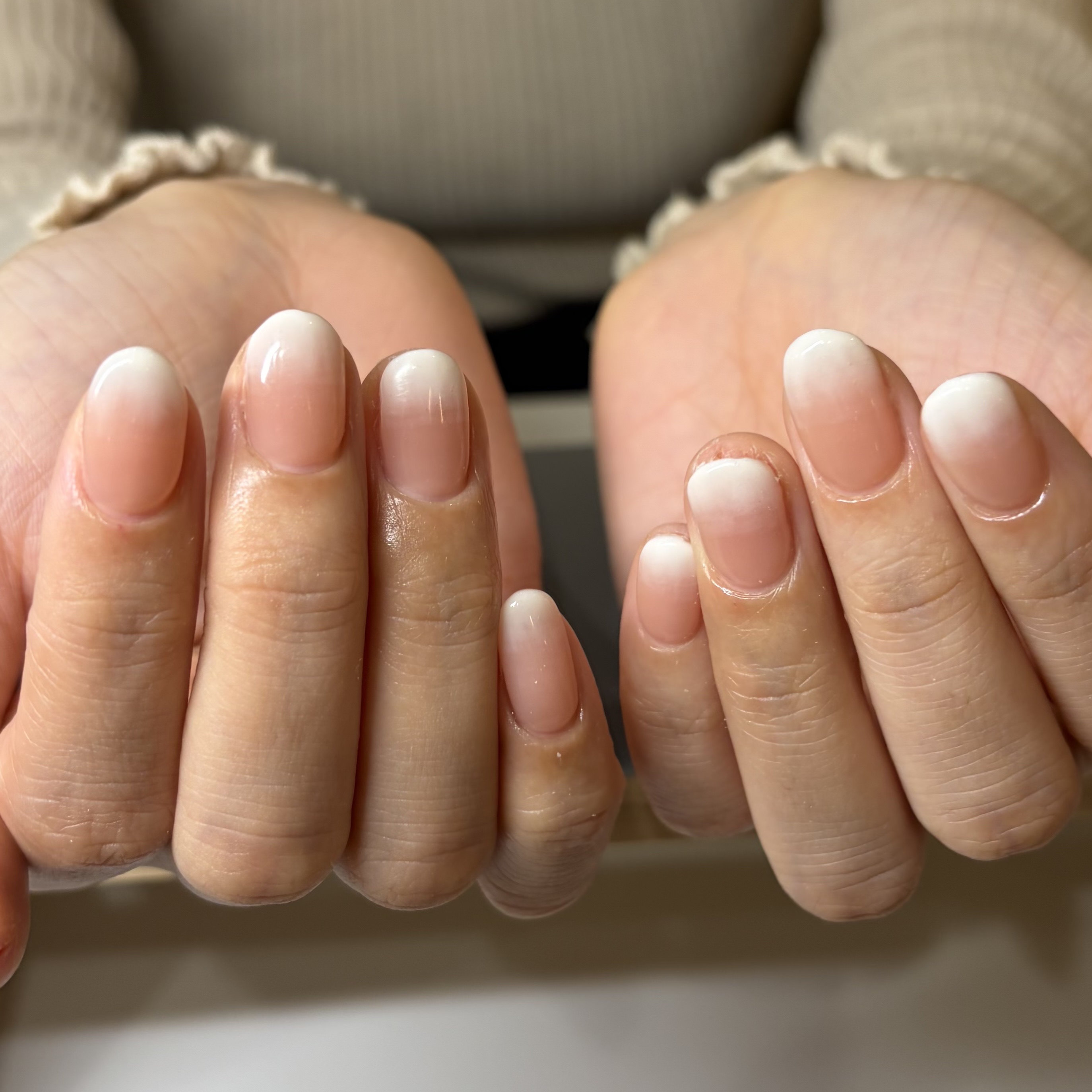 いいね、保存嬉しいです🎶

#ネイル #ジェルネイル #垢抜け #ネイルケア #キラキラネイル #ネイリスト #ネイルデザイン #ネイルポリッシュ #簡単ネイル #夏ネイル #秋ネイル #ネイルアート #ネイルシール #冬ネイル #大人ネ