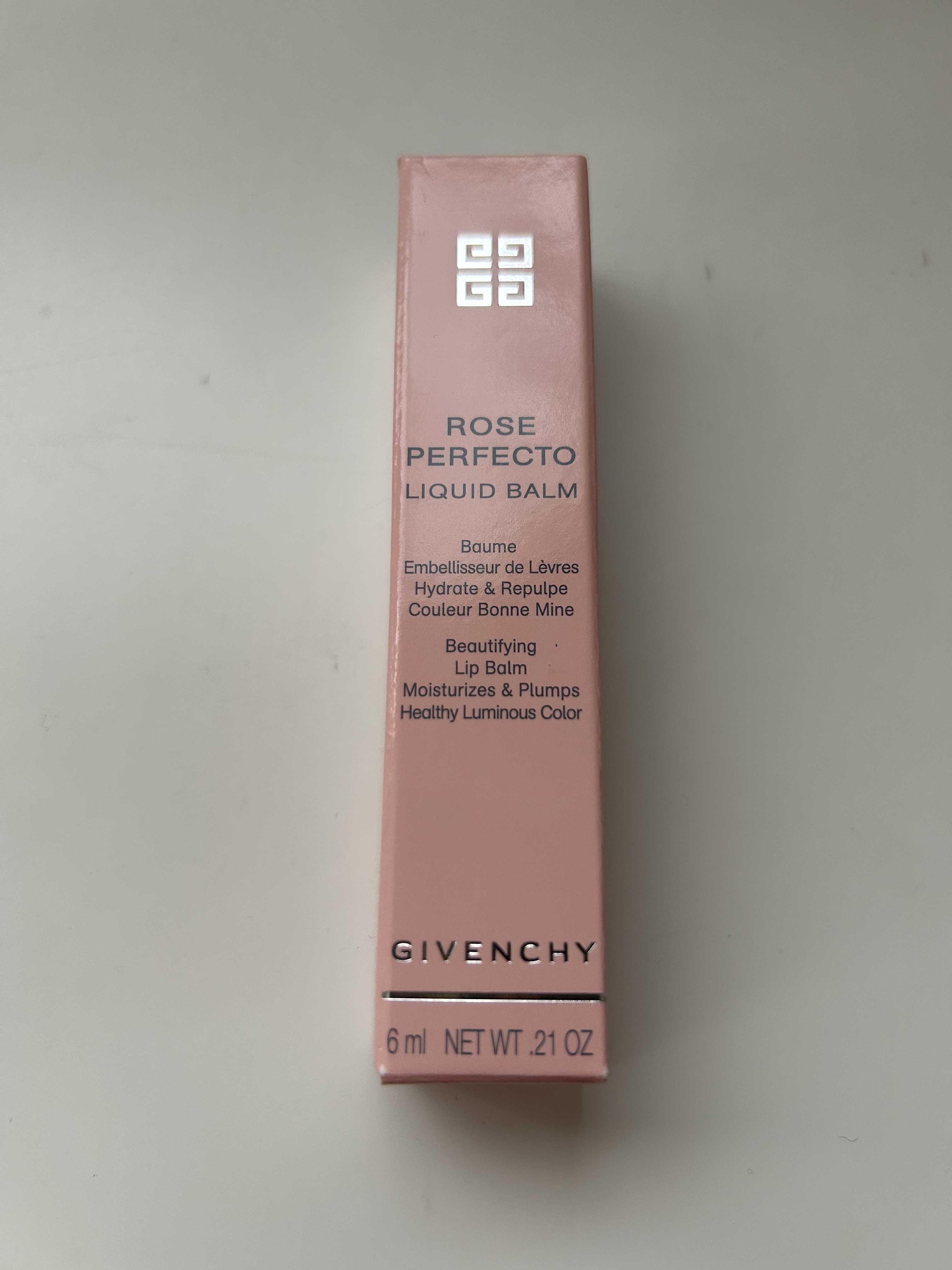 ローズ・パーフェクト・リキッド No.37 ルージュ･グレネ（新）/GIVENCHY/口紅を使ったクチコミ（1枚目）