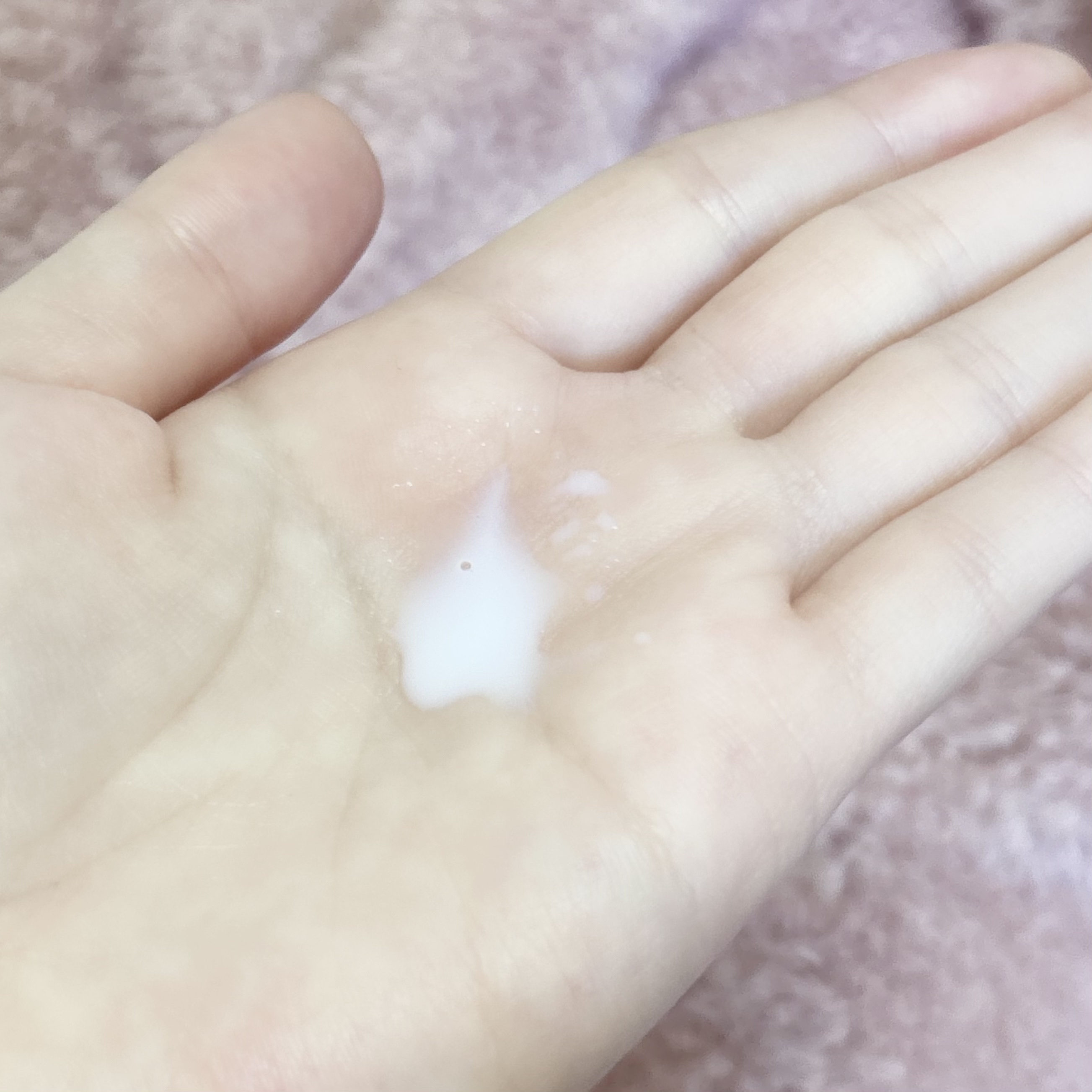 メゾン ド カーム  ブライトニング ミストセラム ローズムスク/ナリスアップ/ボディローションを使ったクチコミ（2枚目）