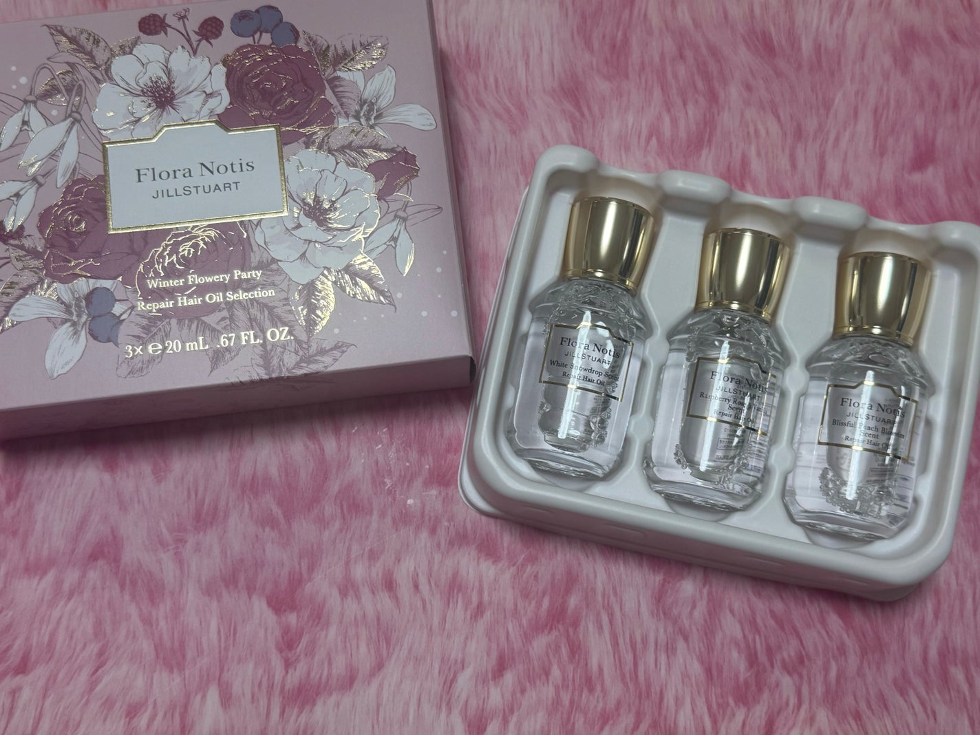 ウィンターセレブレーション リペアヘアオイルセレクション/Flora Notis JILL STUART/その他キットセットを使ったクチコミ(1枚目)