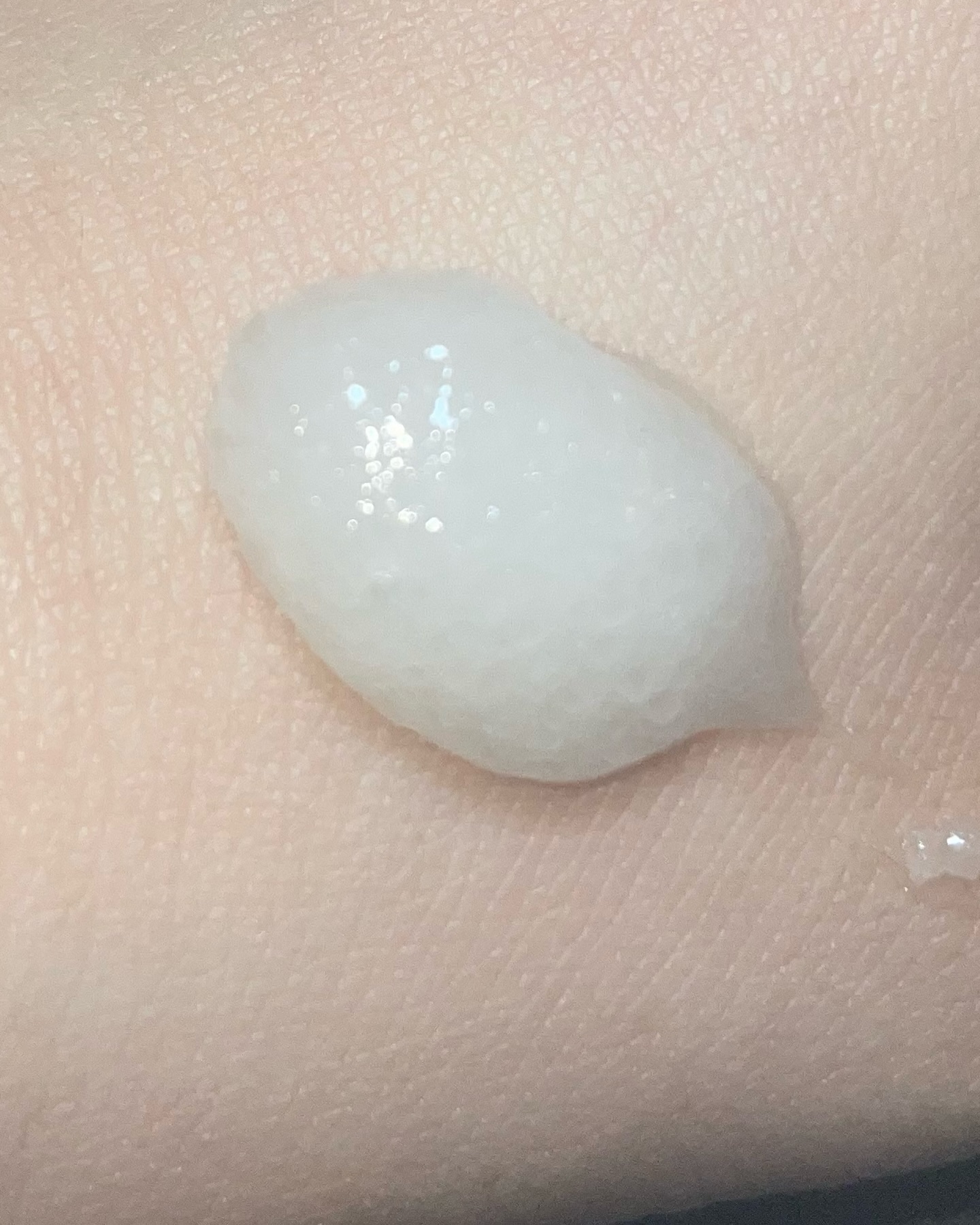 ローズマリー スカルプ スクラブ/AROMATICA/ヘッドスクラブを使ったクチコミ（3枚目）