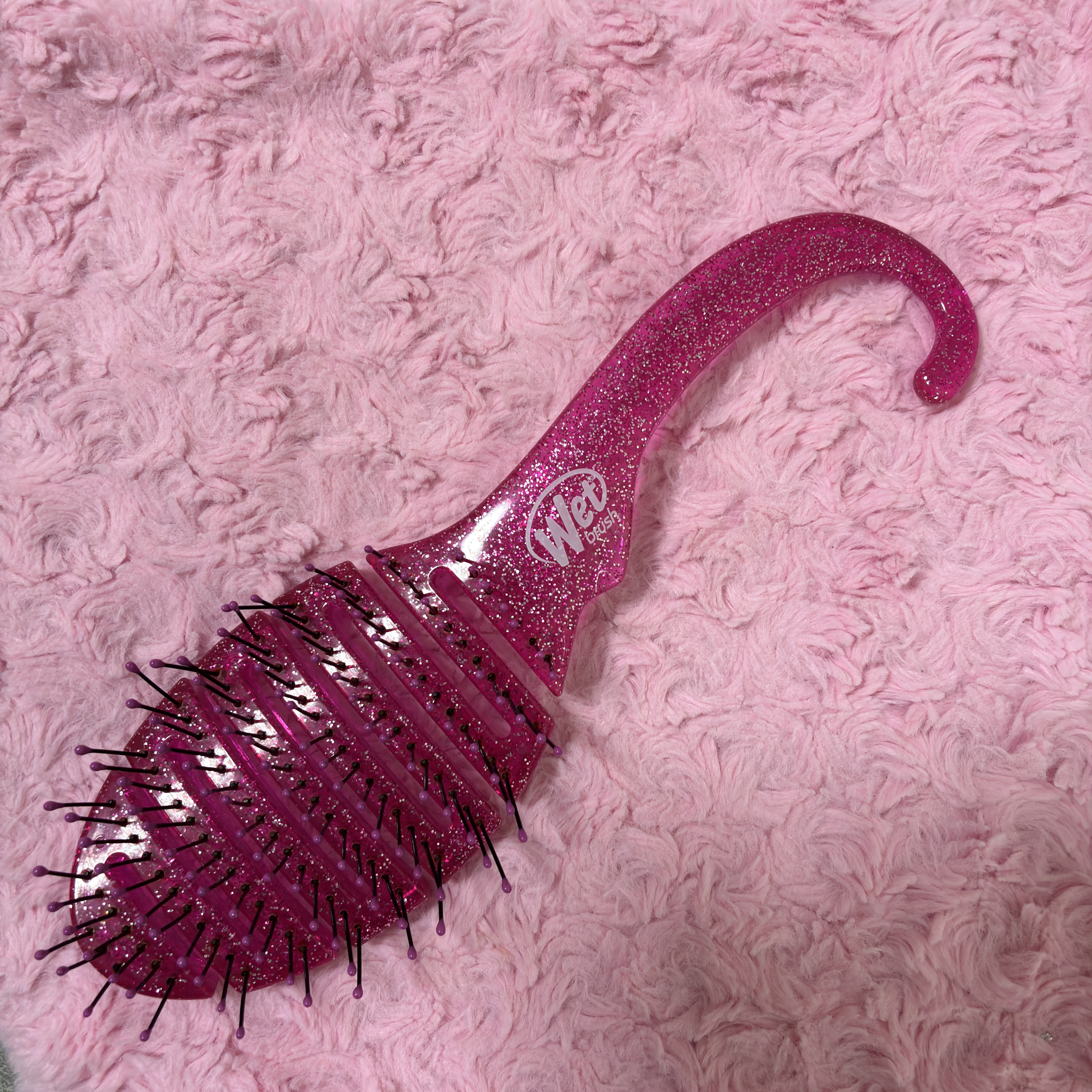 ウェットブラシ シャワーディタングラー グリッターのクチコミ「今まで持っていたウェットブラシプロが折れてしまってのでこちらを購入しました！

利用する場所と.....」（1枚目）