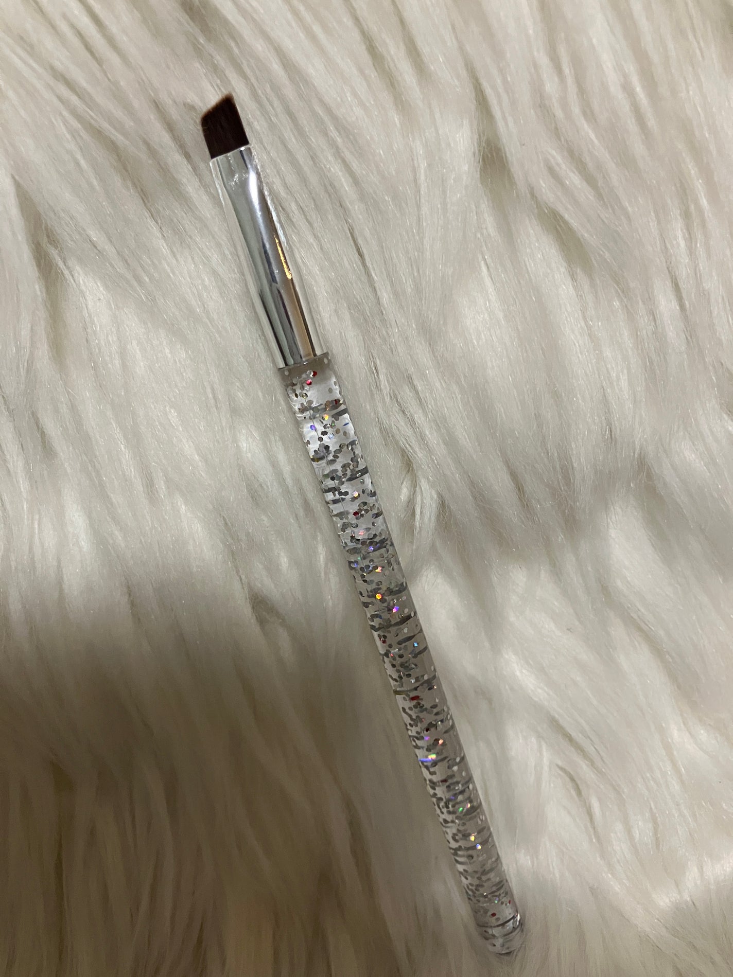 ななめカットブラシ SHARP-ANGLEDBRUSH/セリア/メイクアップキットを使ったクチコミ(2枚目)