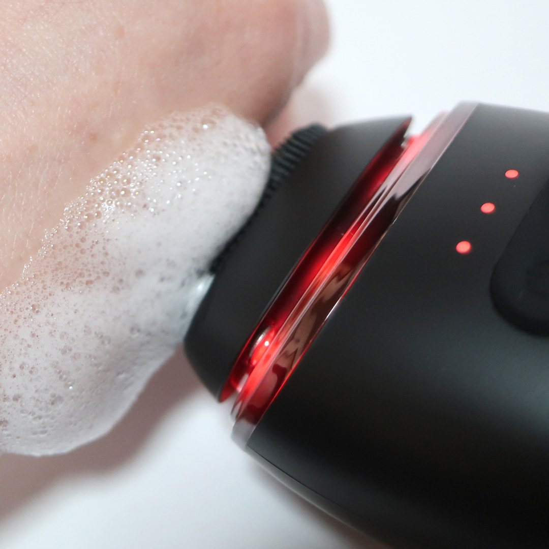 ディズム　EMS ポアディープクリア＆リフト ブラシ/DISM/バスグッズを使ったクチコミ（2枚目）