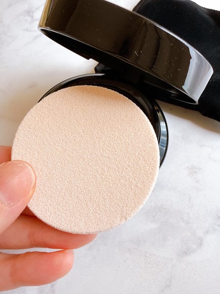 ミネラルリキッドリー ファンデーション SPF22 PA++/MiMC/リキッドファンデーションを使ったクチコミ(2枚目)