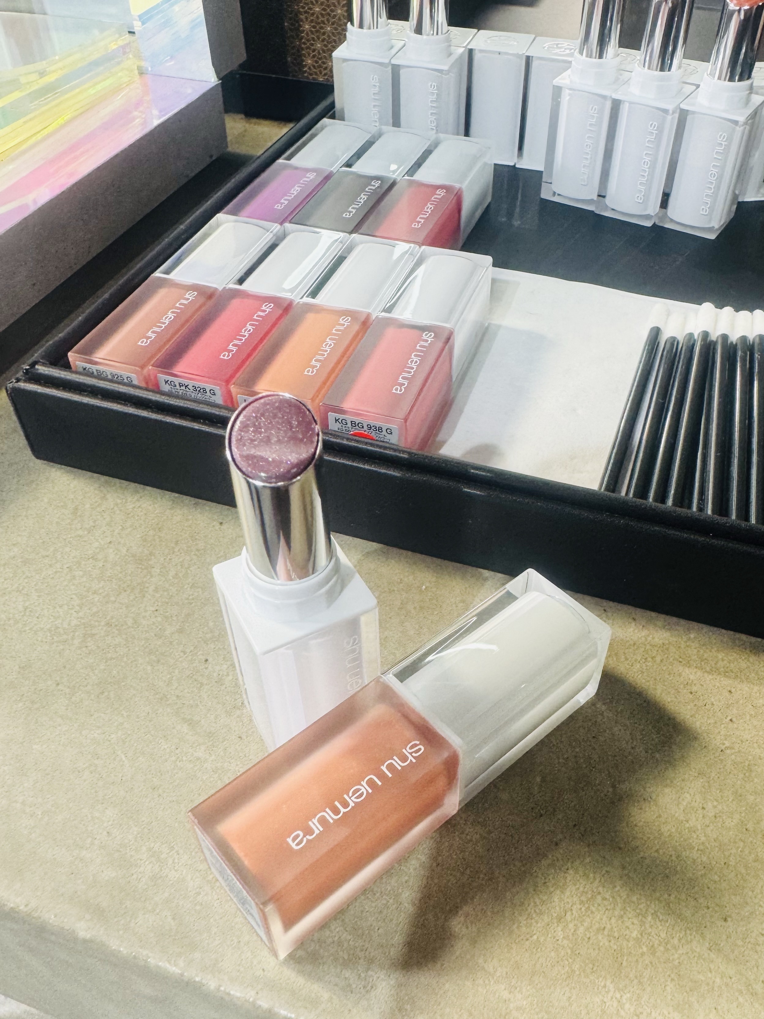 キヌケアグローアップ グリーム BG 938 G ルージュミラージュ/shu uemura/口紅を使ったクチコミ（2枚目）