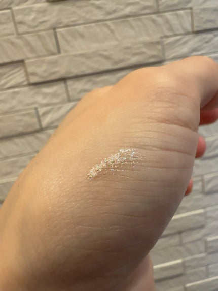 ダズルシャドウ リキッド/M・A・C/リキッドアイシャドウを使ったクチコミ(2枚目)