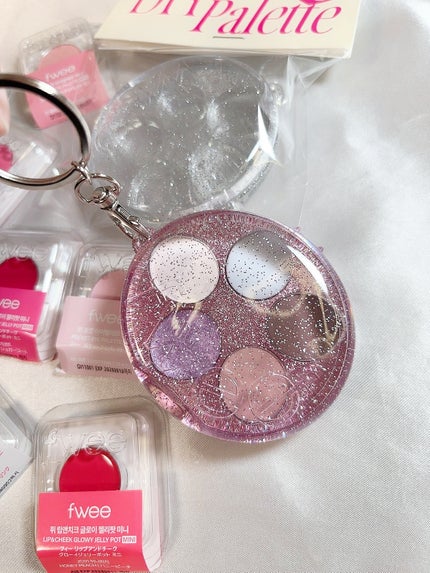 Yunacosme0134ð on LIPS ãSNSã§å€§ããºãªç¢ºå®âïžfweeãããã°ãã®åºãâŒïž11/22..ãïŒ4æç®ïŒ