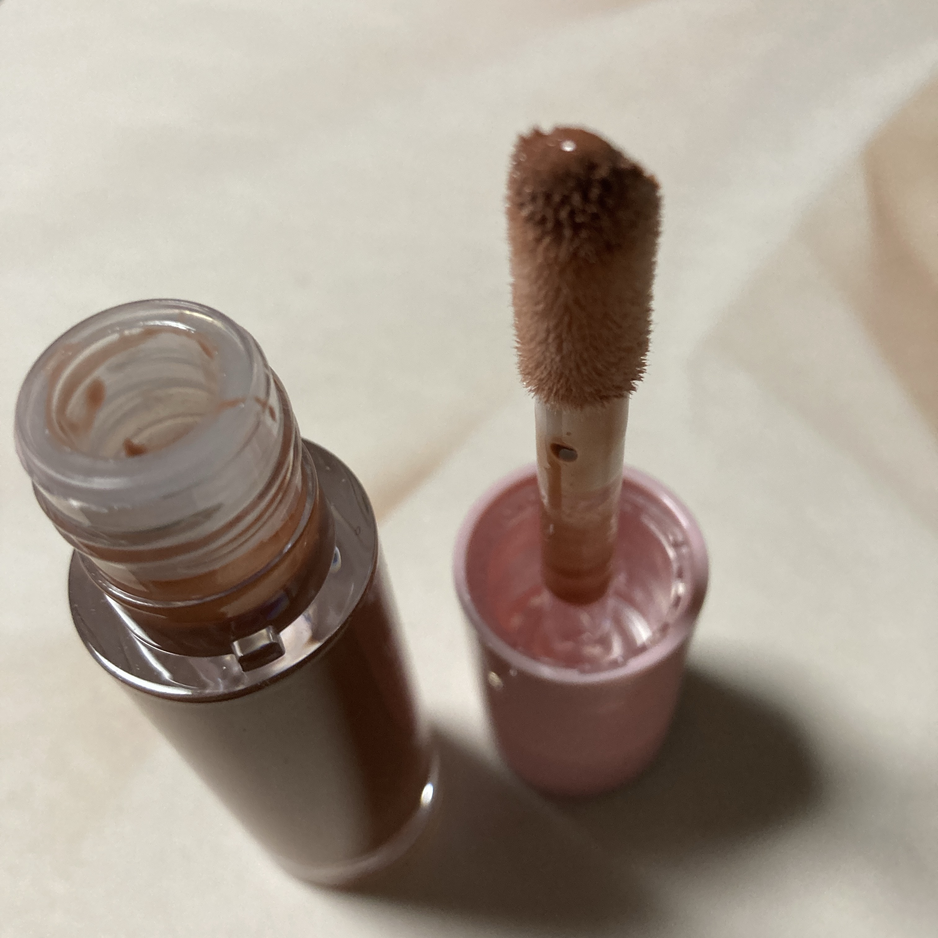 インク グラスティング リップ グロス/PERIPERA/リップグロスを使ったクチコミ（2枚目）