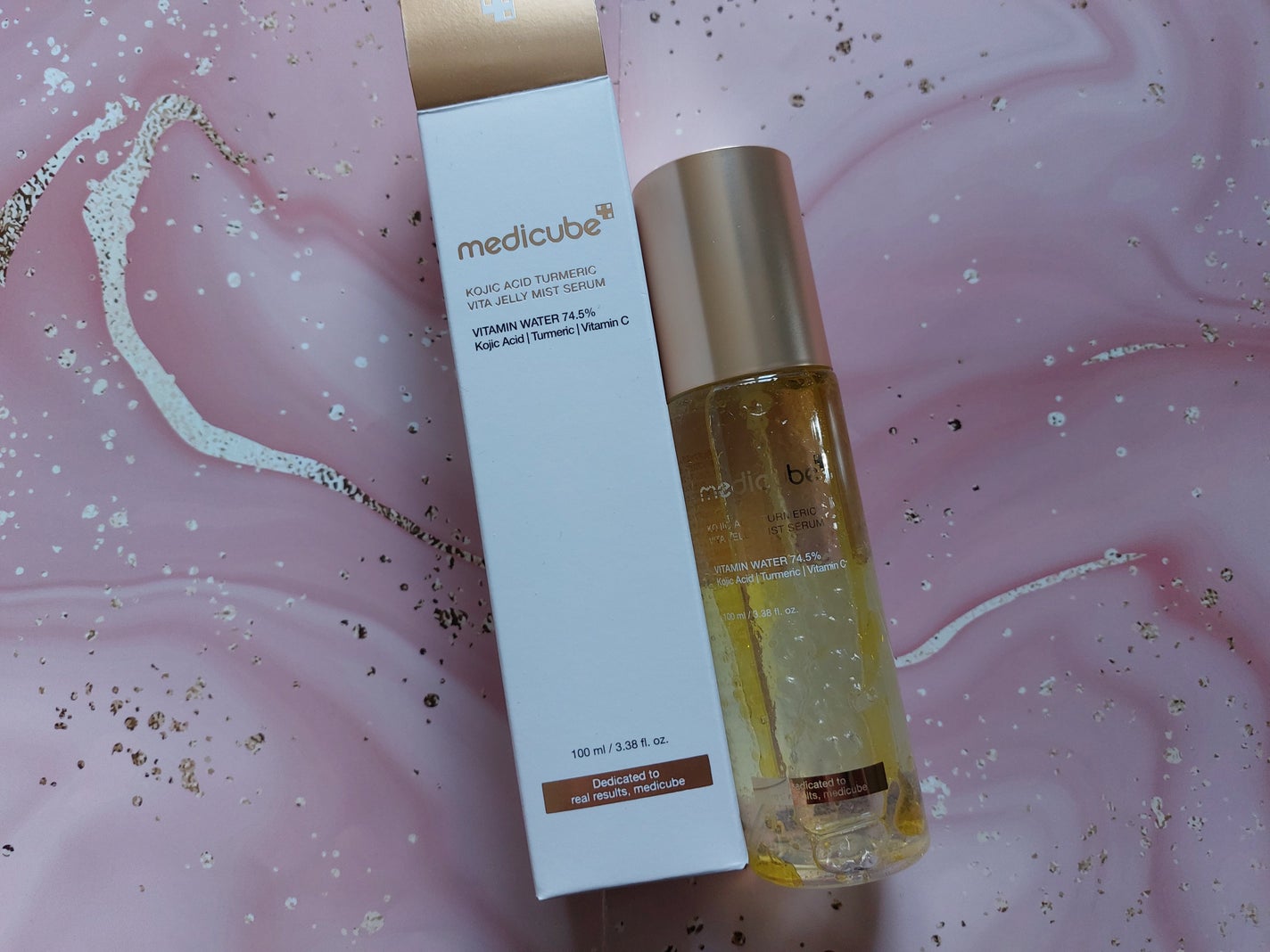 コウジ酸ビタゼリーセラムミスト/MEDICUBE/美容液を使ったクチコミ(5枚目)