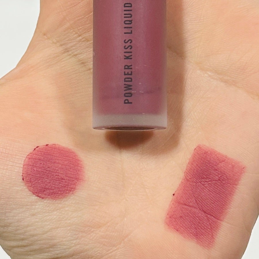 パウダー キス リキッド リップカラー/M・A・C/口紅を使ったクチコミ(2枚目)