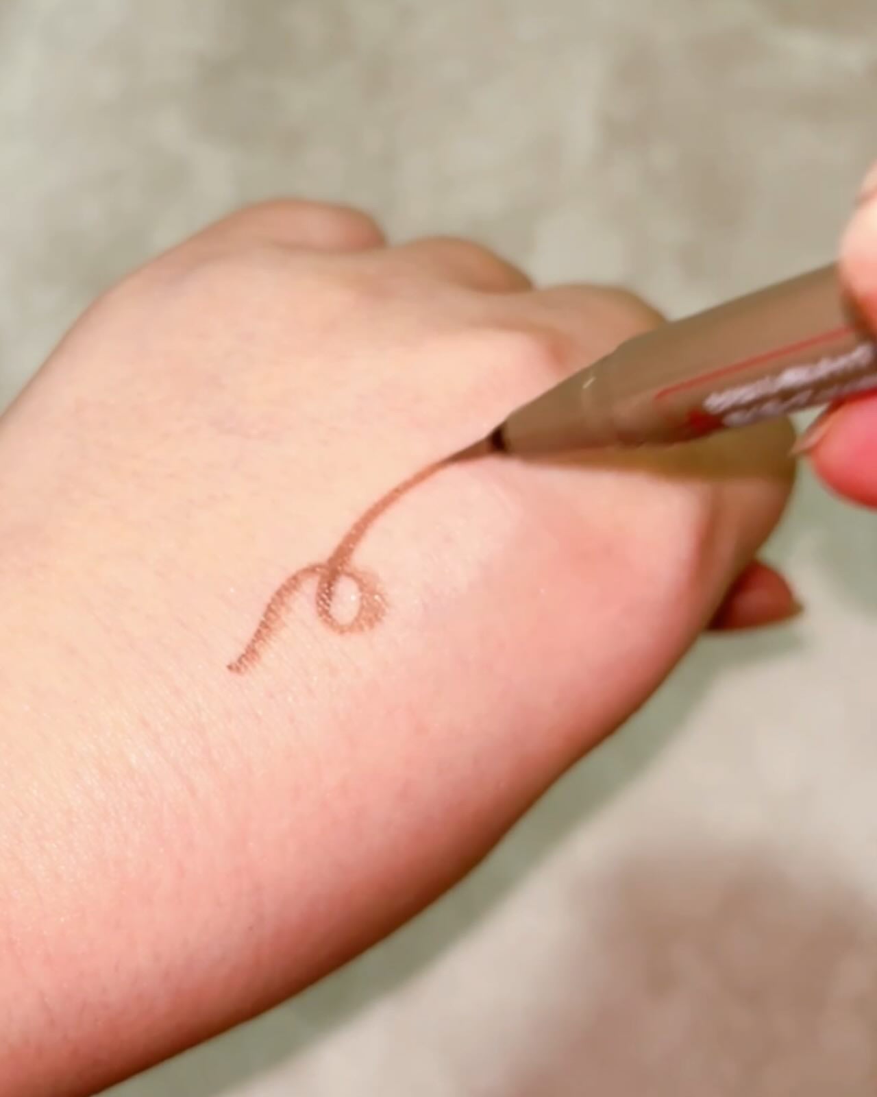 シルキーリキッドアイライナーWP/D-UP/リキッドアイライナーを使ったクチコミ(5枚目)