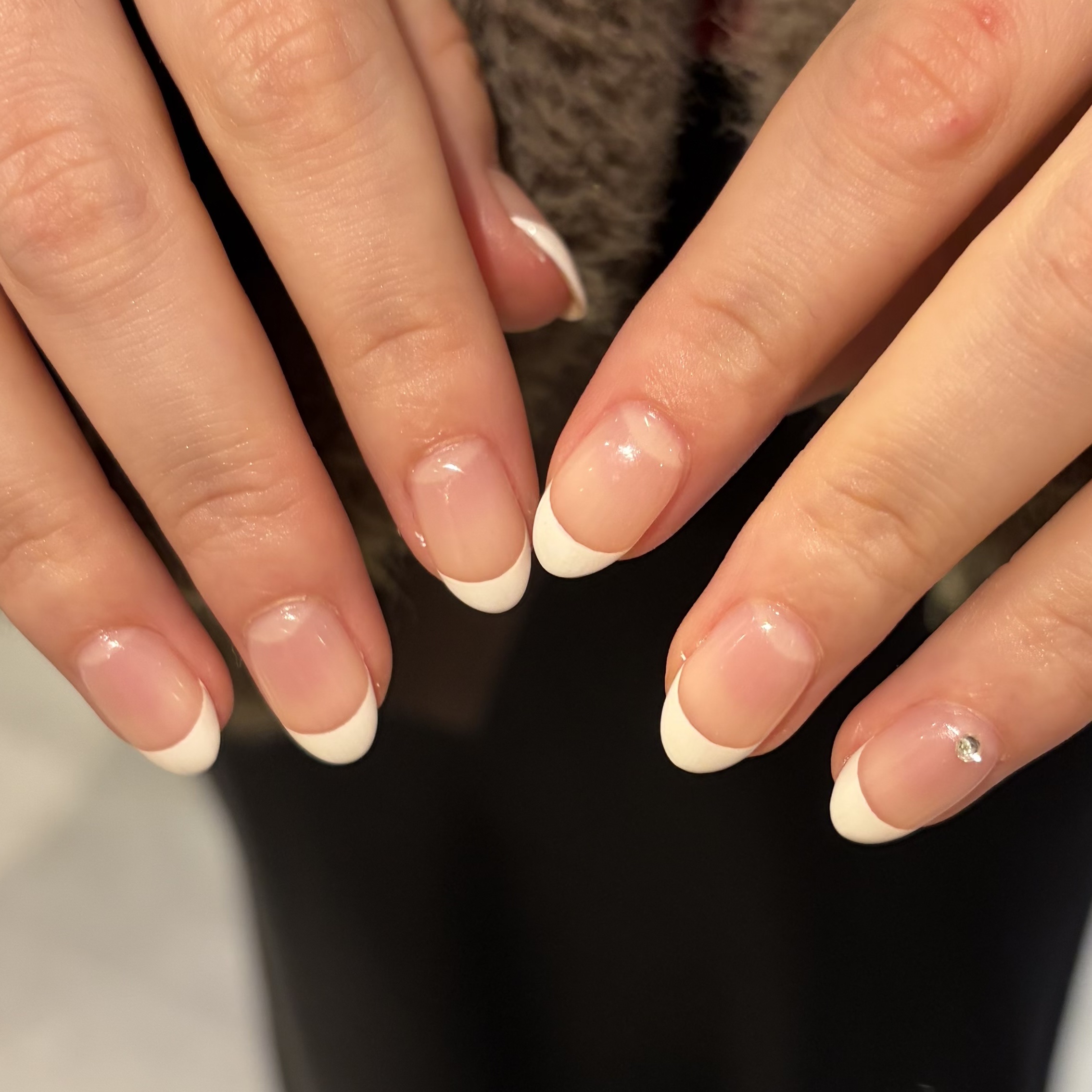 いいね、保存嬉しいです🎶

#ネイル #ジェルネイル #垢抜け #ネイルケア #キラキラネイル #ネイリスト #ネイルデザイン #ネイルポリッシュ #簡単ネイル #夏ネイル #秋ネイル #ネイルアート #ネイルシール #冬ネイル #大人ネ