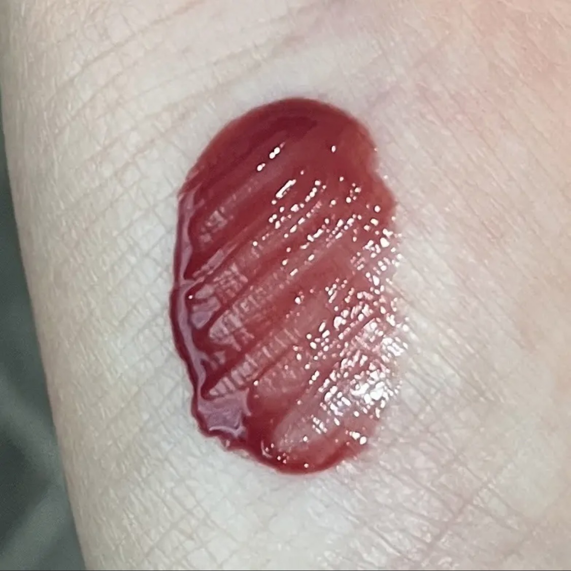 ロウグロウジェルティント R020 ローズウッド（ミニ）/hince/リップティントを使ったクチコミ（3枚目）