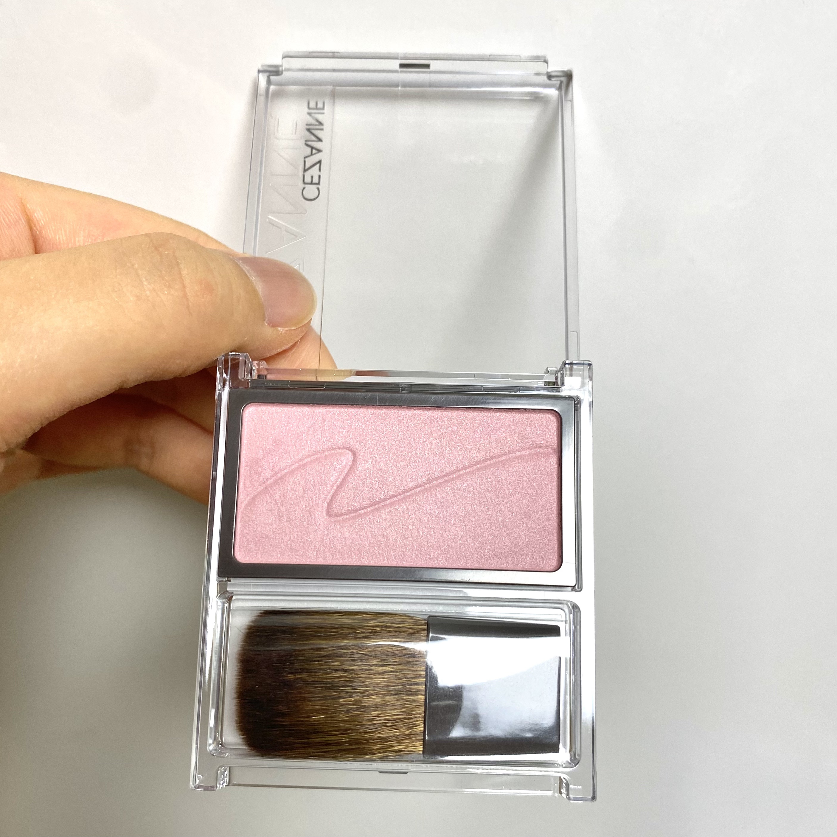 チークブラッシュ/CEZANNE/パウダーチークを使ったクチコミ（2枚目）