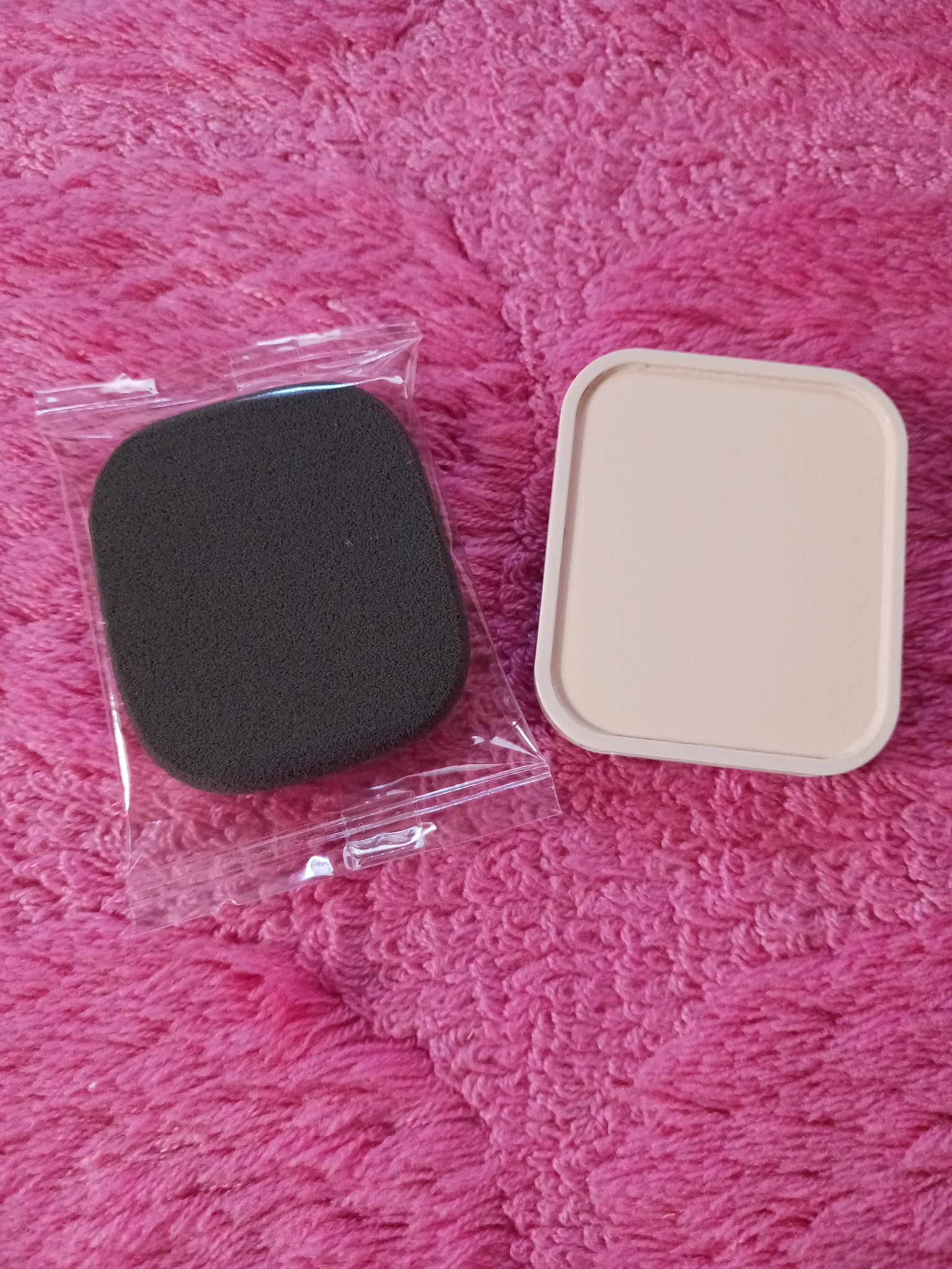 ケイト カバーシールド パウダーファンデーション/KATE/パウダーファンデーションを使ったクチコミ（2枚目）