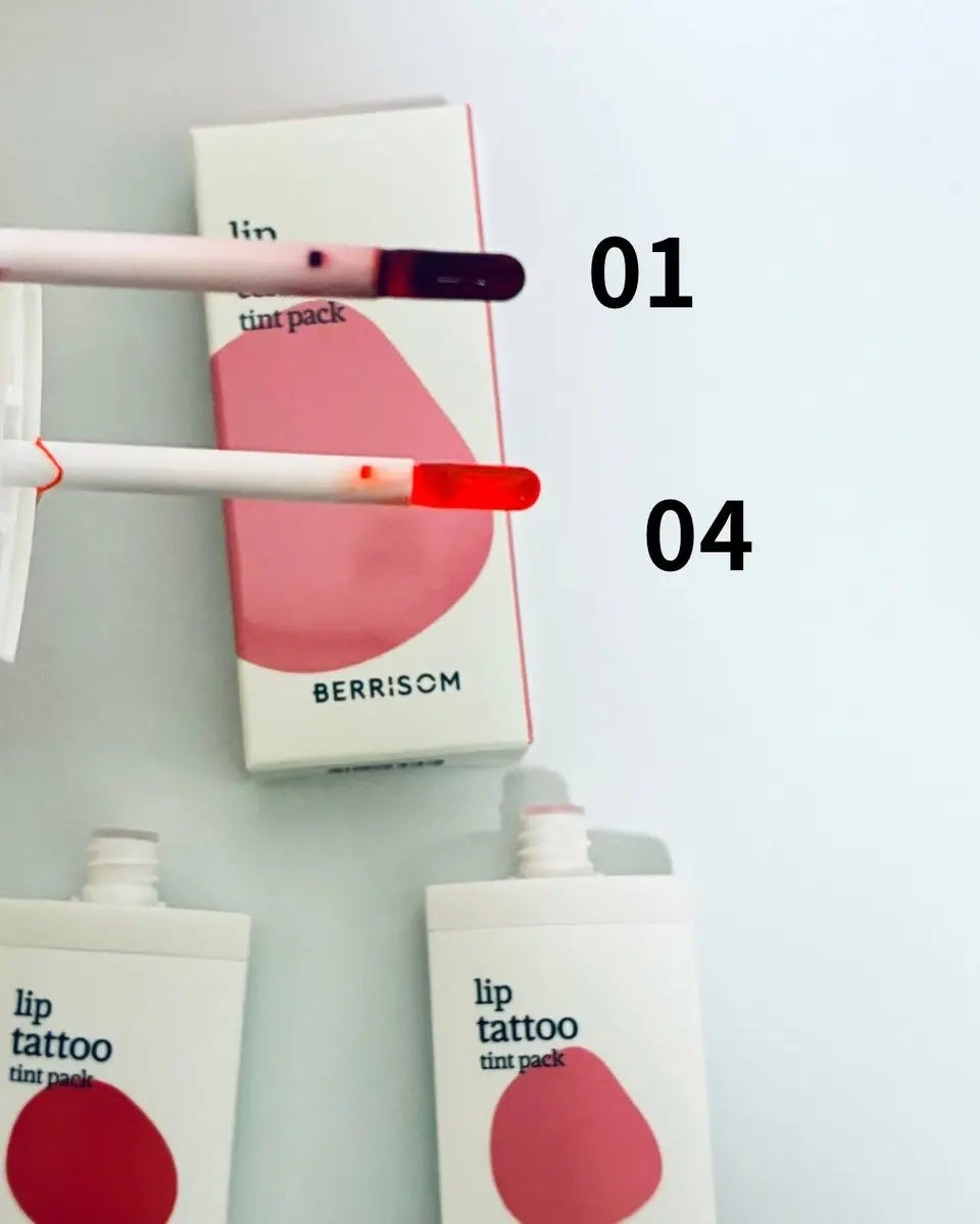 ゆんか on LIPS 「BERRISOMのリップタトゥーティントパック塗って剥がすと3..」(2枚目)