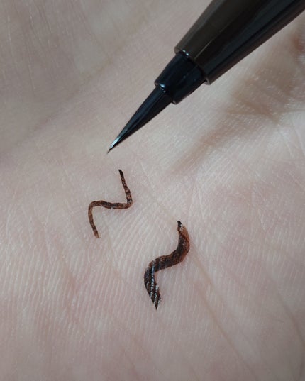 シルキーリキッドアイライナーWP/D-UP/リキッドアイライナーを使ったクチコミ(4枚目)