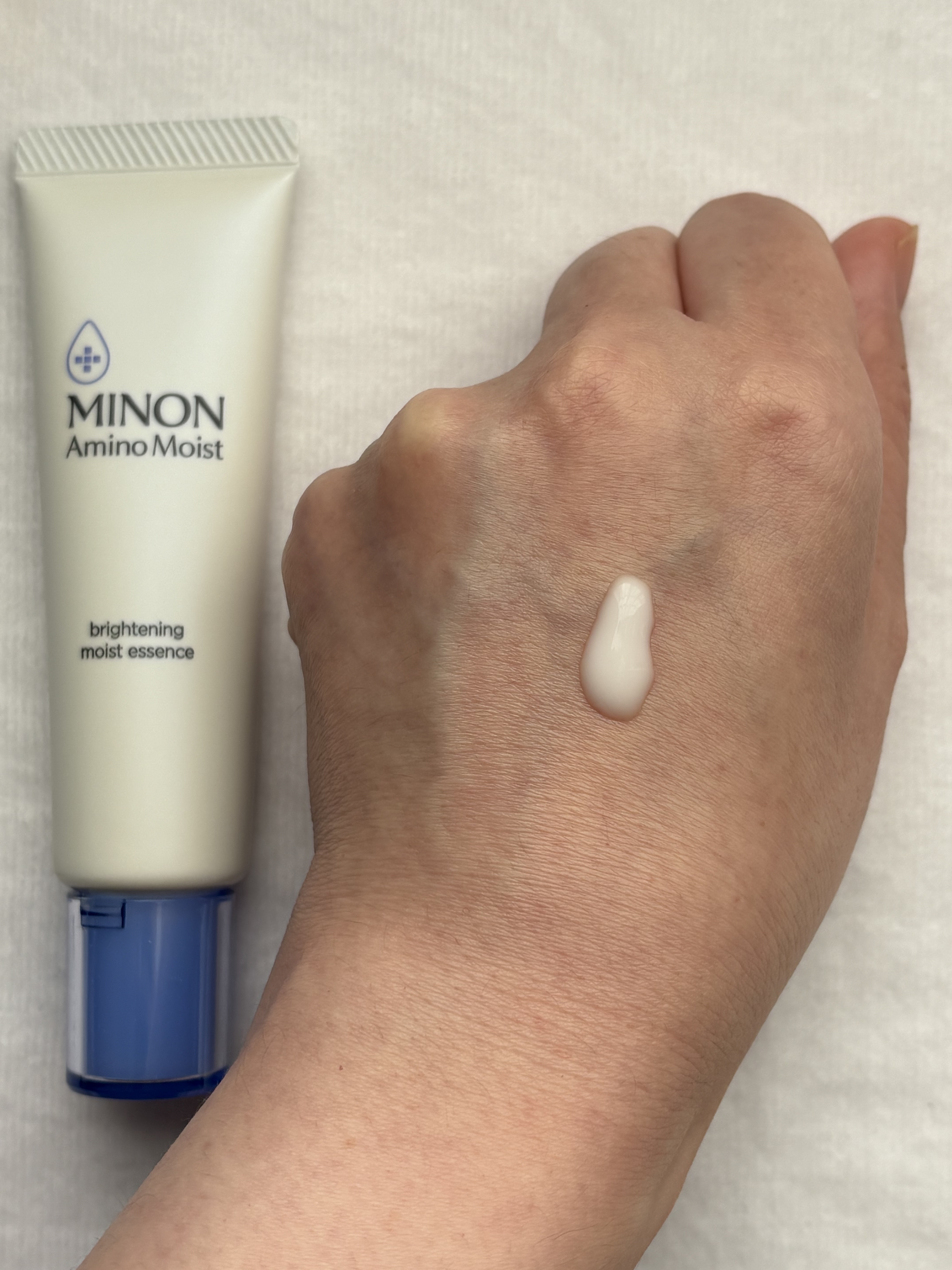ミノン アミノモイスト ブライトニング モイストエッセンス/ミノン/美容液を使ったクチコミ（2枚目）