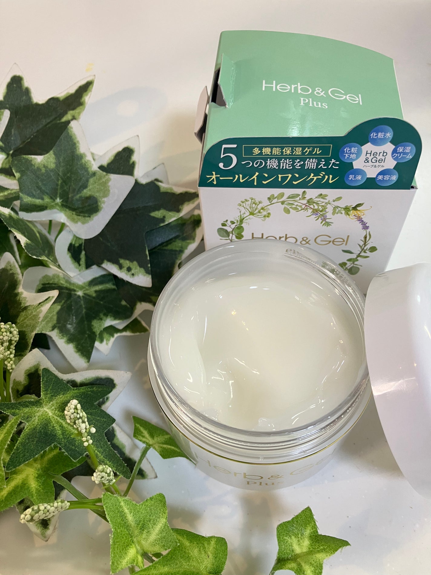ハーブ&ゲルPLUS/ナチュラルウェーブ/オールインワン化粧品を使ったクチコミ(2枚目)