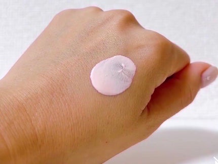 ジルスチュアート イルミネイティングジェム セラムブライマー リボンファッションショー/JILL STUART/化粧下地を使ったクチコミ(5枚目)