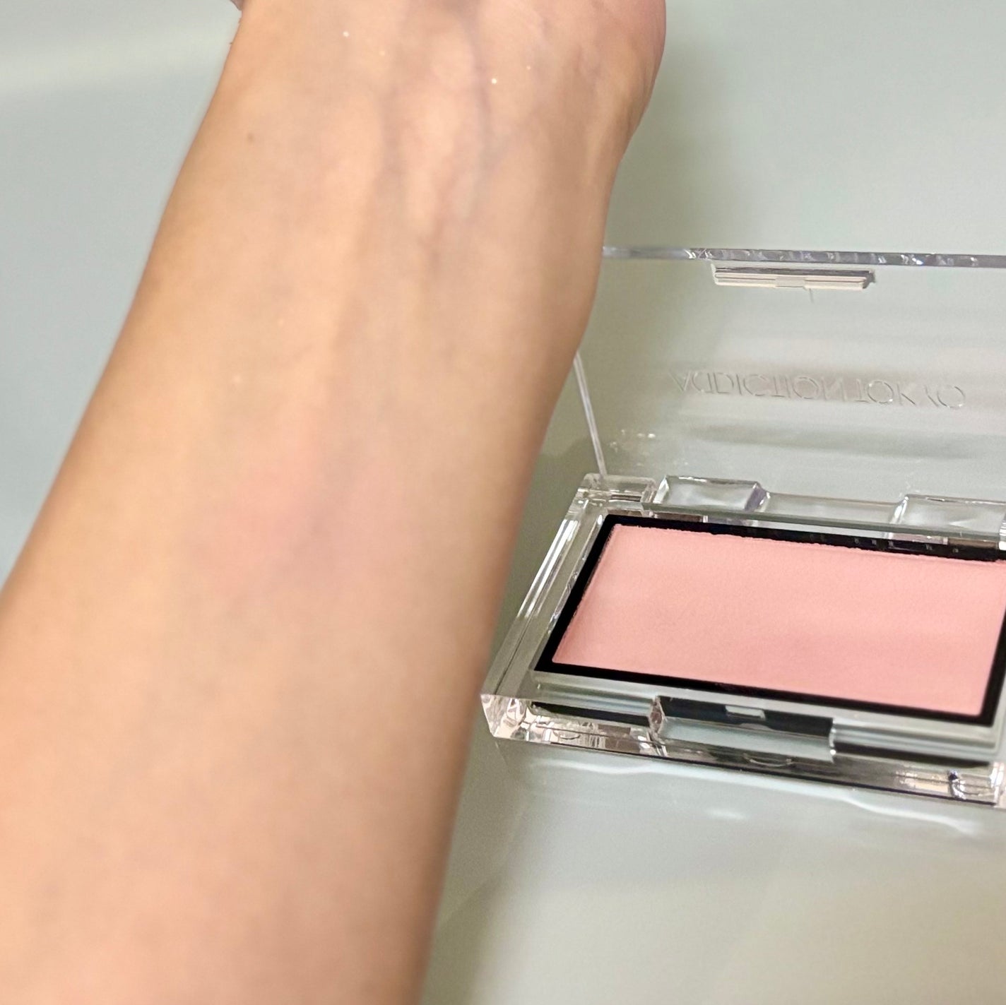 アディクション ザ ブラッシュ マット/ADDICTION/パウダーチークを使ったクチコミ(4枚目)