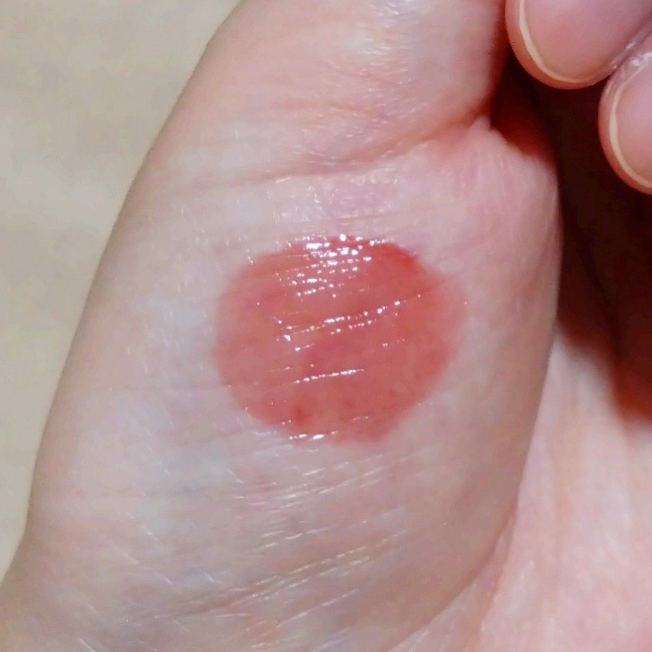 ロウグロウジェルティント R011 チャイ/hince/リップティントを使ったクチコミ（3枚目）