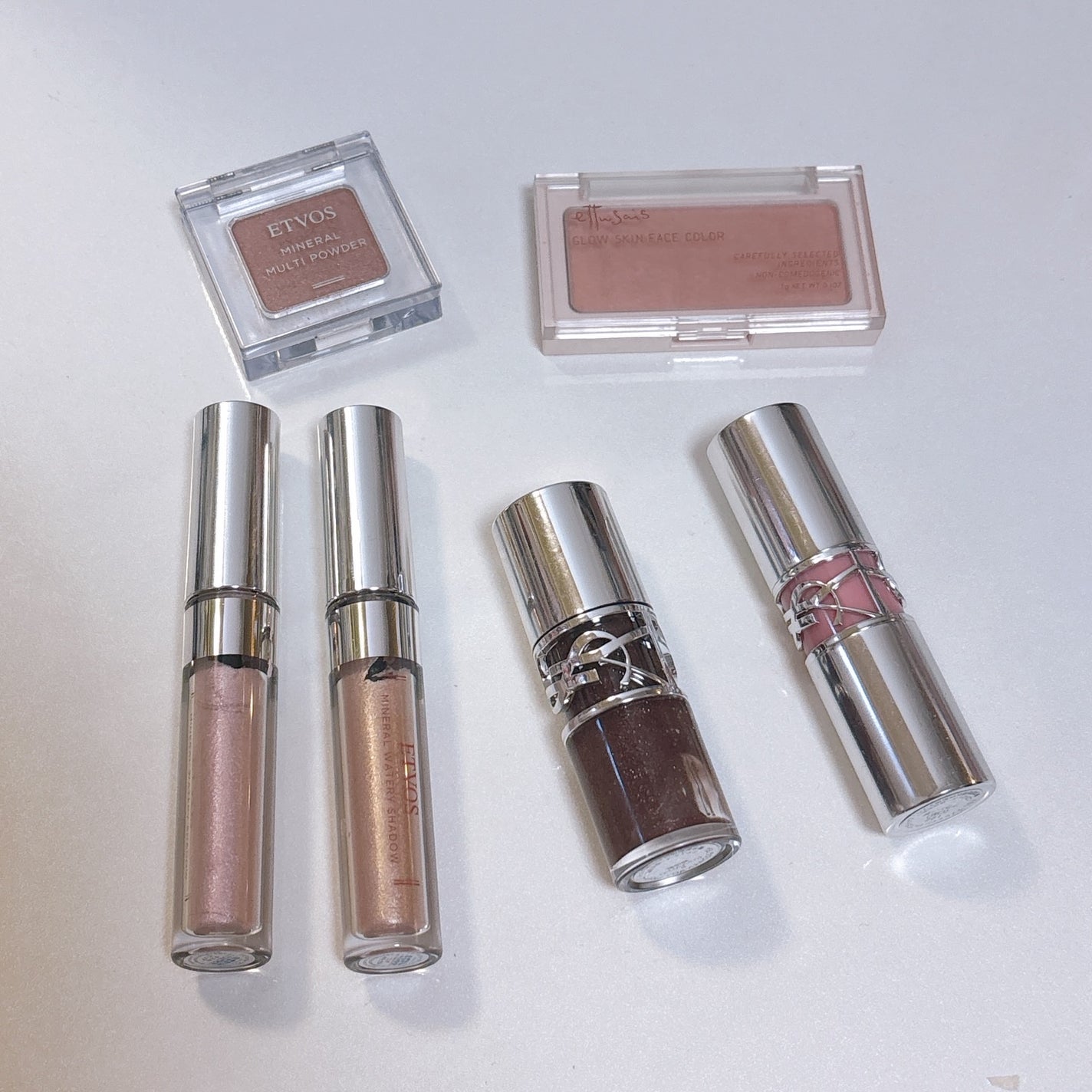 にこちゃんᙏ̤̫⑅* on LIPS 「ETVOS🤍🫧2025ホリデーコレクション✨限定アイテム🩷使っ..」(2枚目)