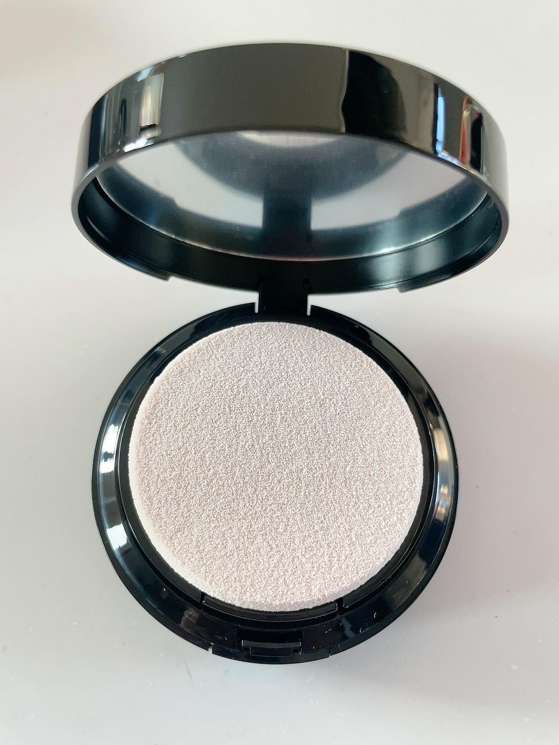 ミネラルリキッドリー ファンデーション SPF22 PA++/MiMC/リキッドファンデーションを使ったクチコミ（3枚目）