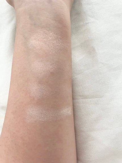 プリズムショットマルチハイライトパレット/SELVE/パウダーハイライトを使ったクチコミ(4枚目)