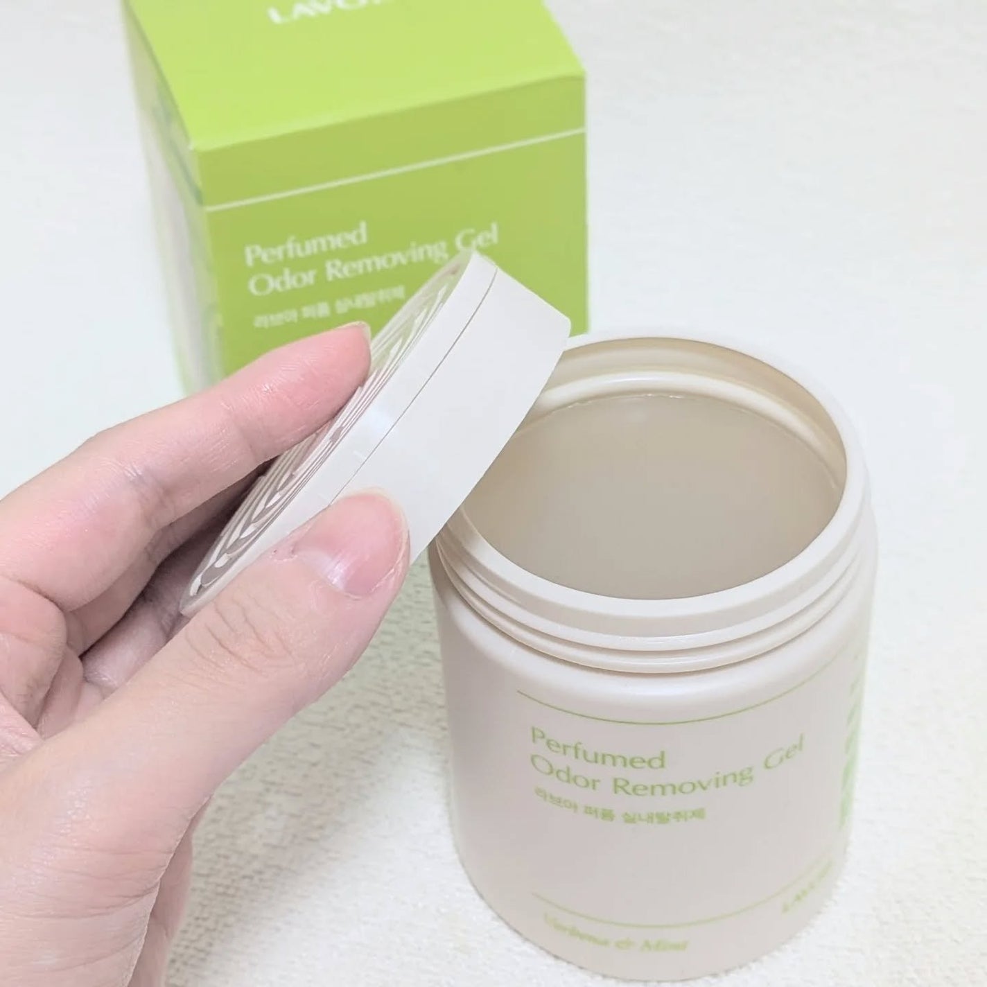 ジェルタイプ室内消臭剤/LAVOIR/ルームフレグランスを使ったクチコミ(2枚目)