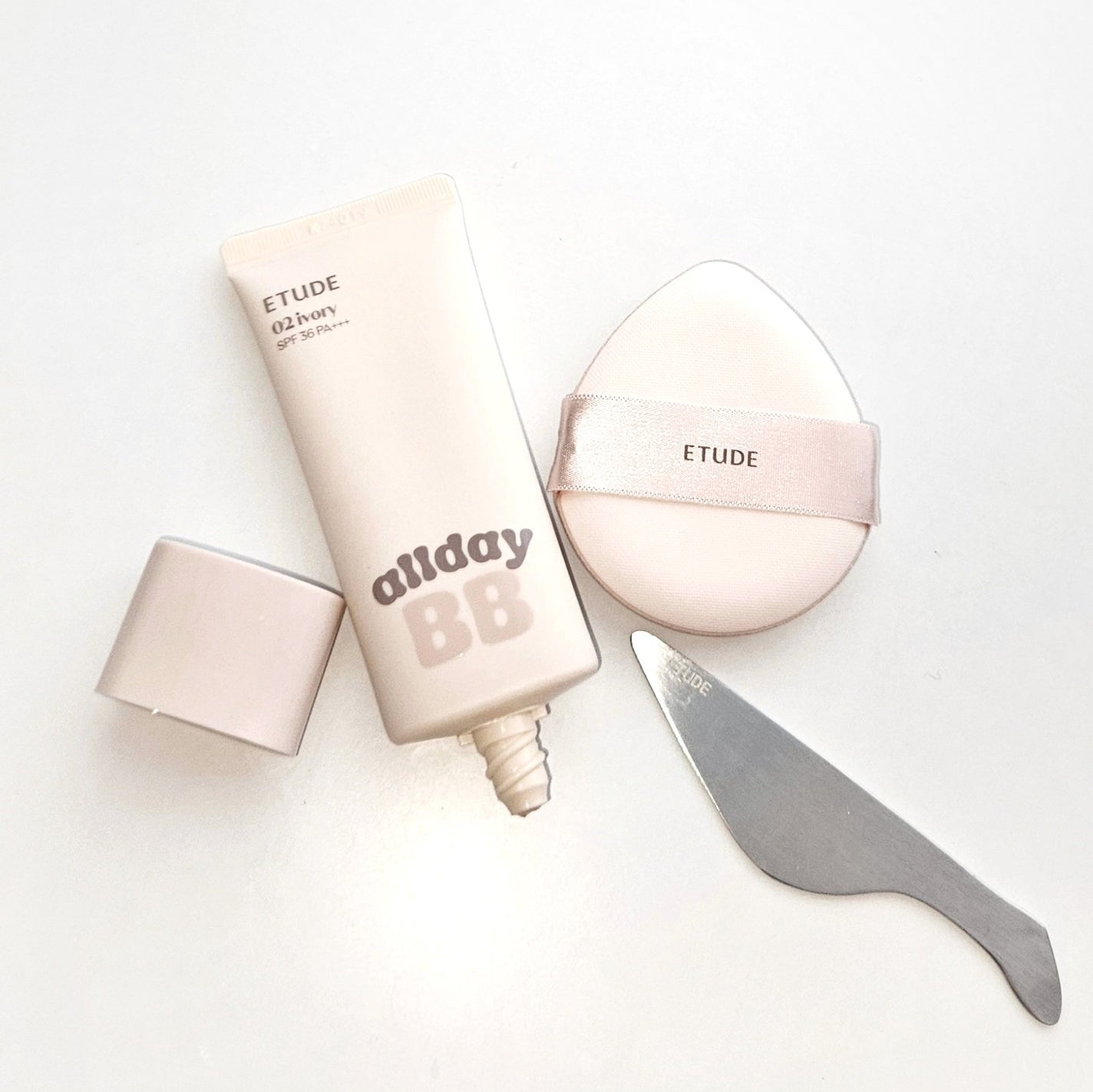 オールデーグラススキンBBクリーム/ETUDE/BBクリームを使ったクチコミ(4枚目)