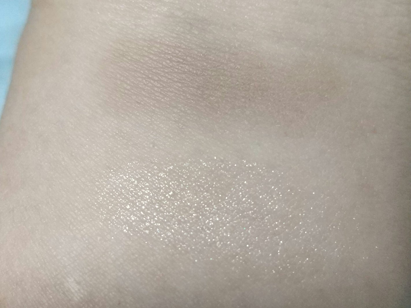 スカルプト&グロウ デュオ ハイライト&コントアーパレット/M・A・C/プレストパウダーを使ったクチコミ(4枚目)