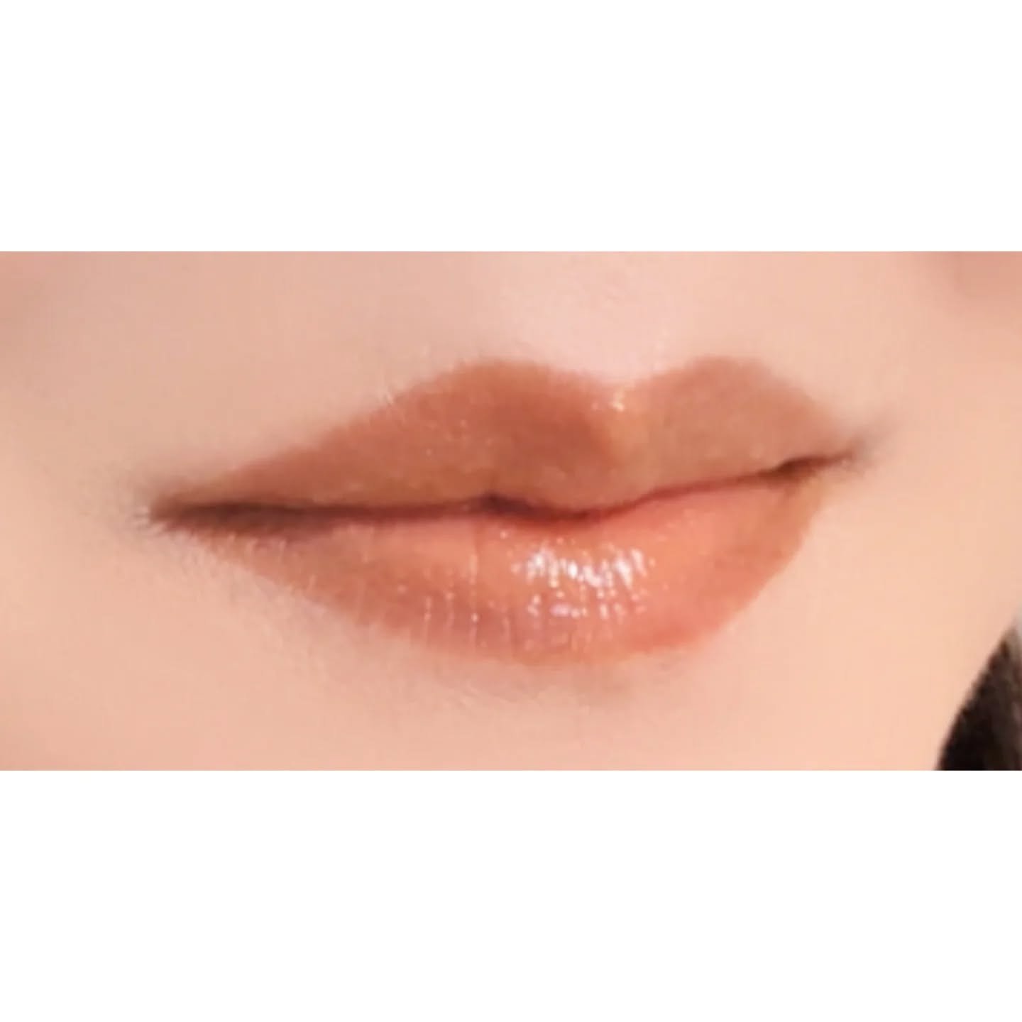 セルヴォーク ルージュ オー ミューテッドグロウ/Celvoke/口紅を使ったクチコミ（3枚目）