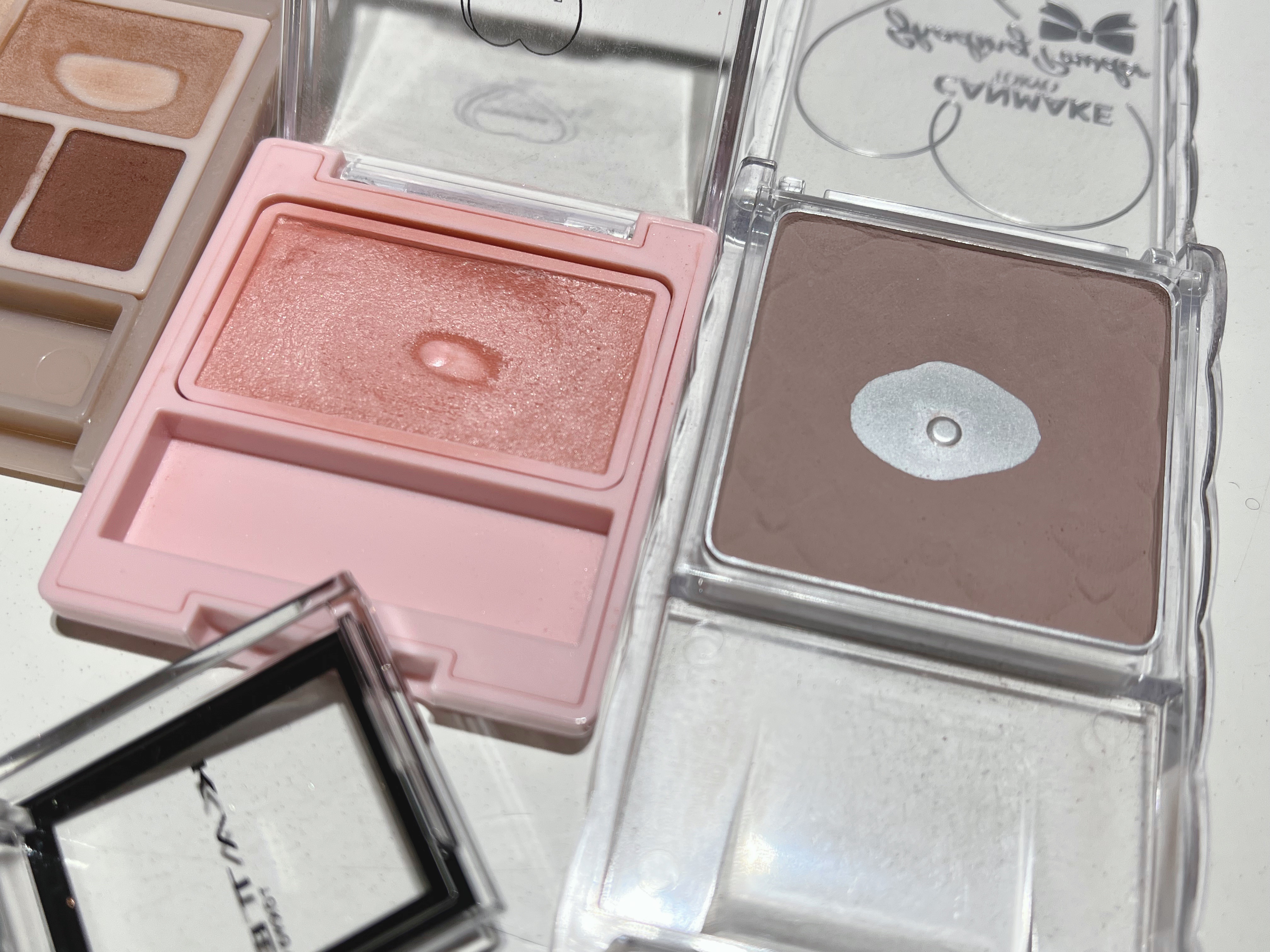 パーフェクトマルチアイズ/キャンメイク/アイシャドウパレットを使ったクチコミ（3枚目）