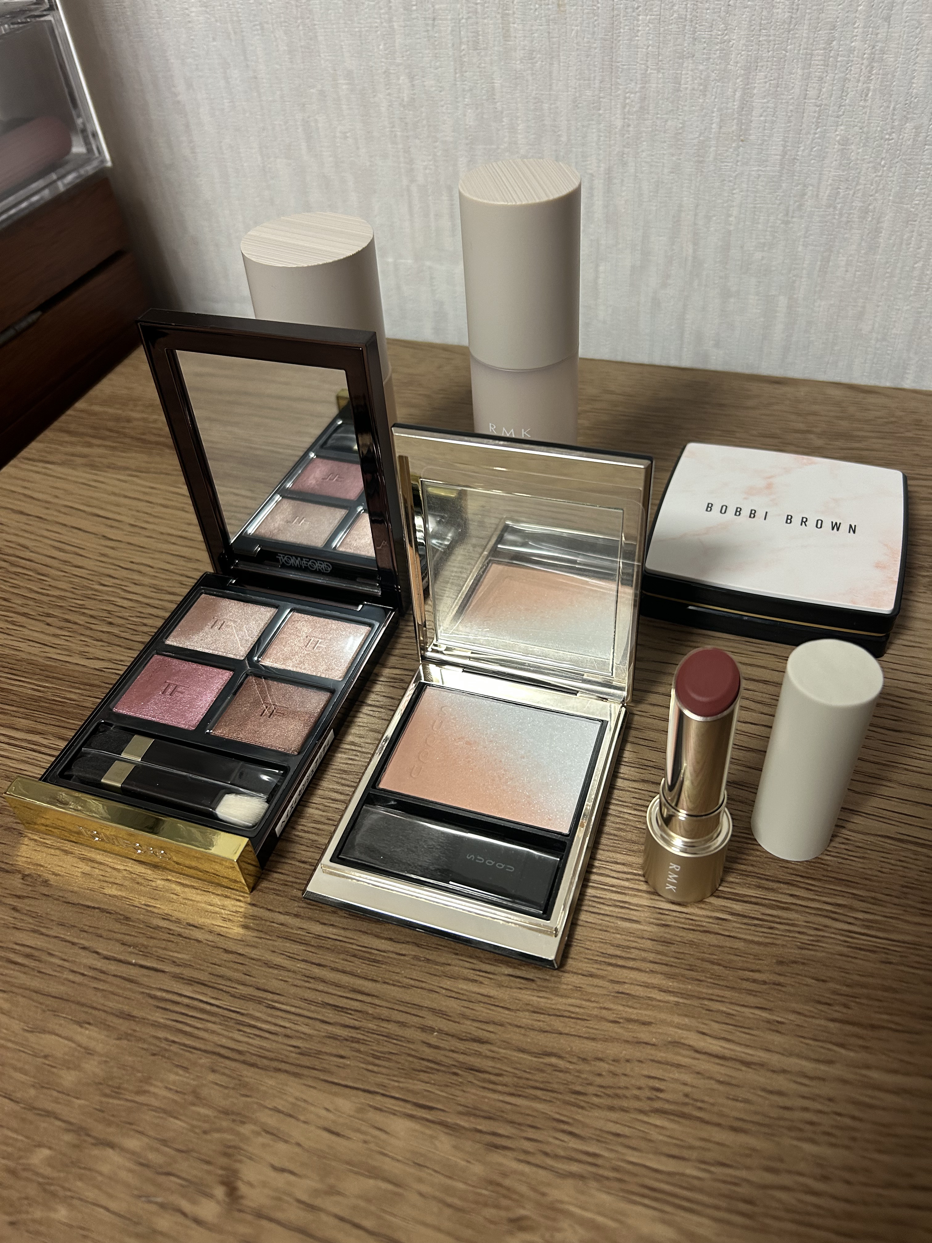 RMK ラスティング ジェルクリーミィファンデーション 100 /RMK/クリーム・エマルジョンファンデーションを使ったクチコミ（2枚目）