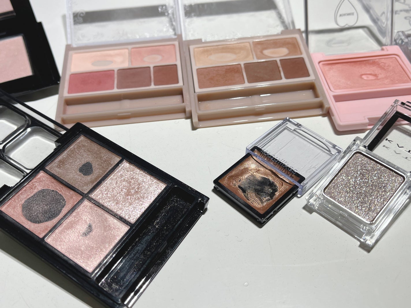 パーフェクトマルチアイズ/キャンメイク/アイシャドウパレットを使ったクチコミ(4枚目)