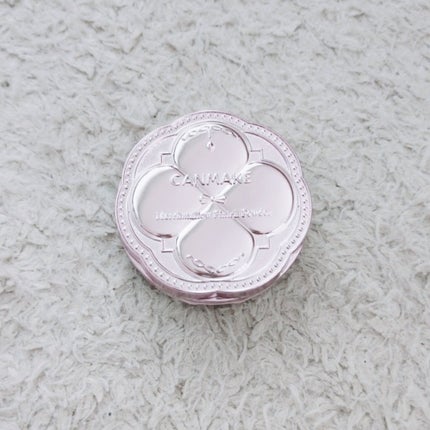 マシュマロフィニッシュパウダー mini/キャンメイク/フェイスパウダーを使ったクチコミ(1枚目)